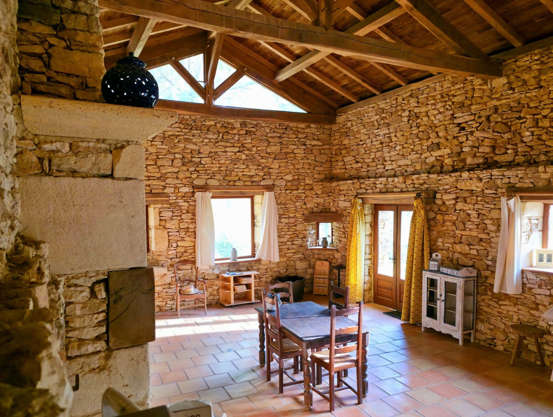 luxury house 8 Rooms for sale on LAVAUR (24550)