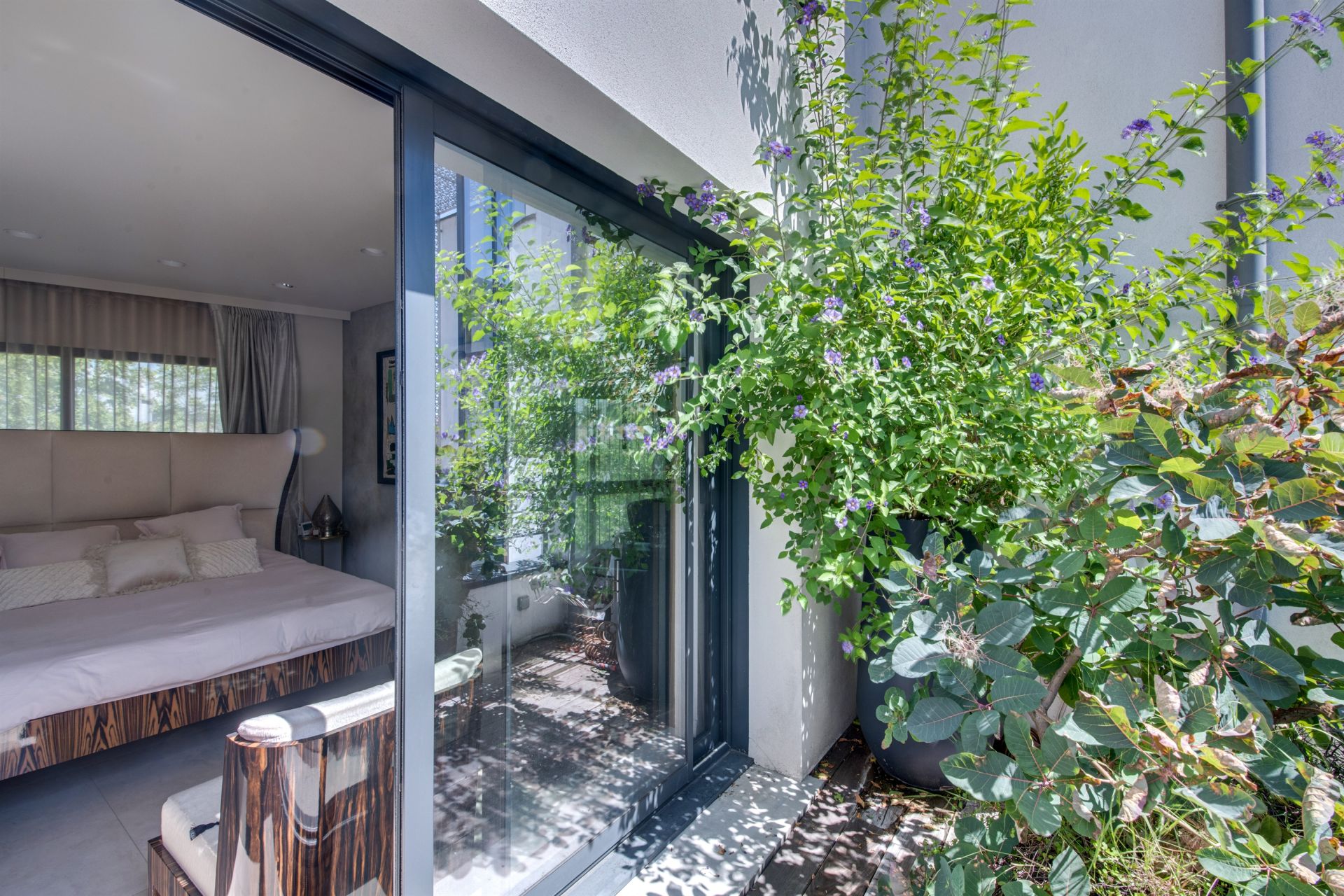 mansion (hôtel particulier) 9 Rooms for sale on VANVES (92170)