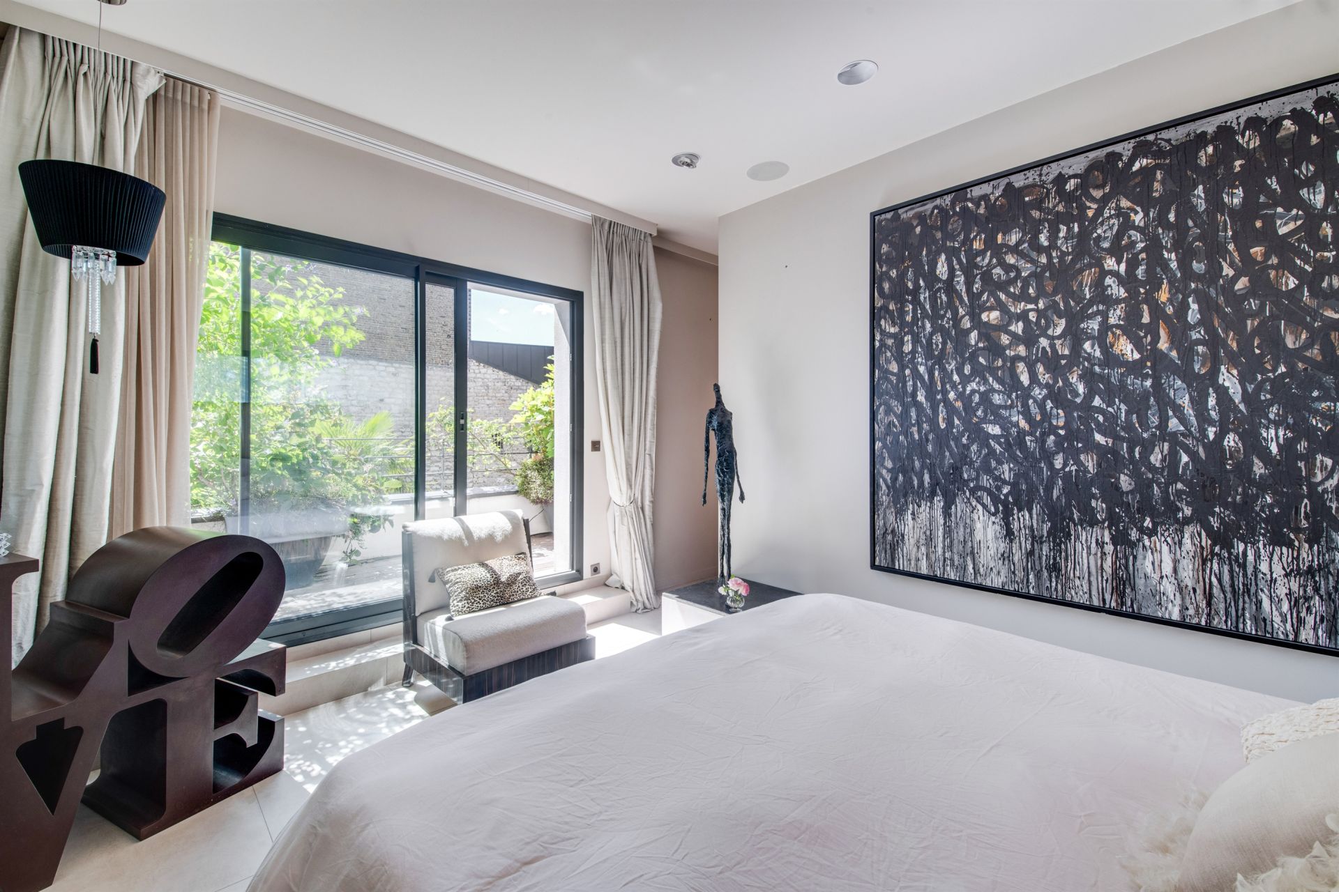 mansion (hôtel particulier) 9 Rooms for sale on VANVES (92170)