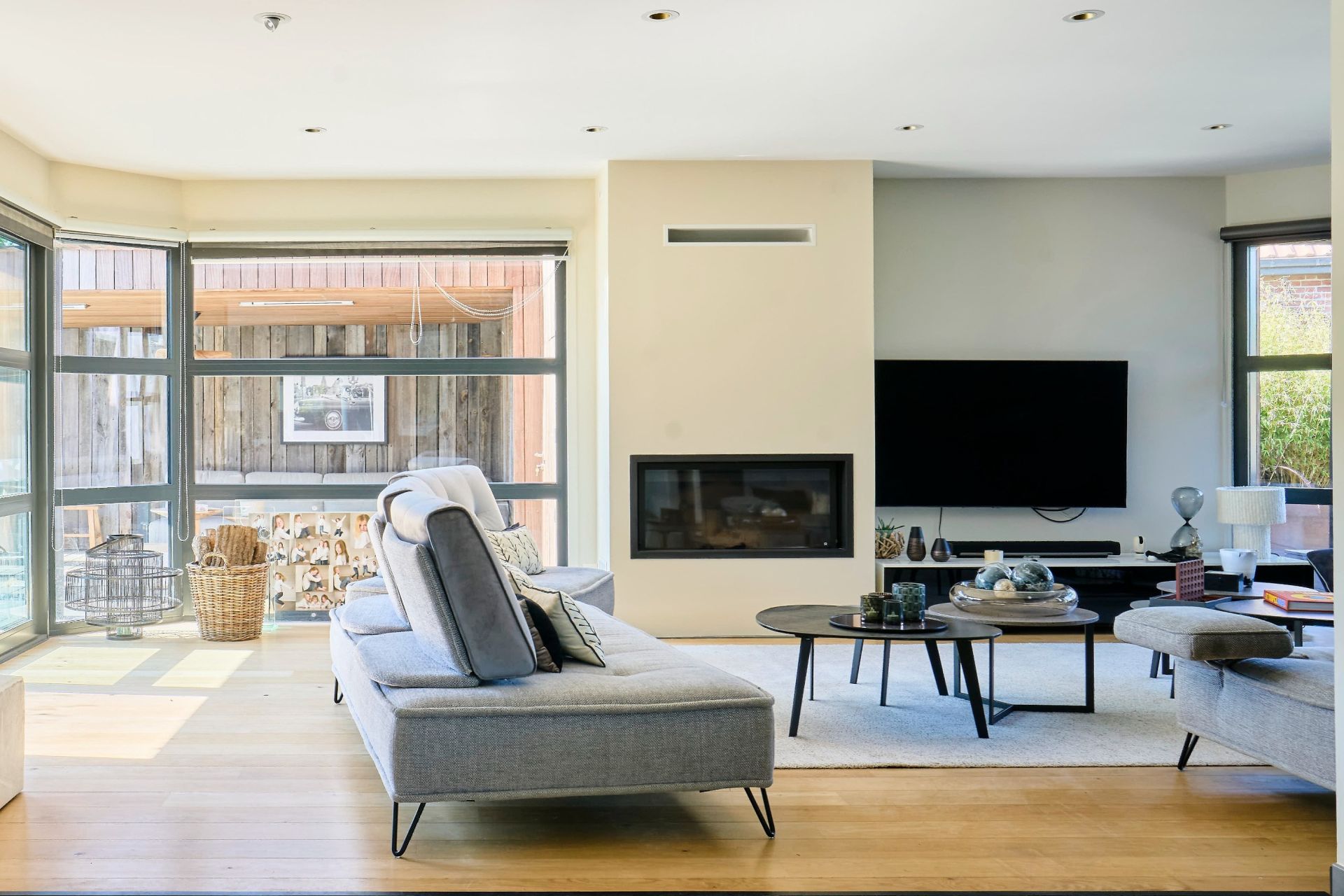 luxury house 16 Rooms for sale on AUBERS (59249)