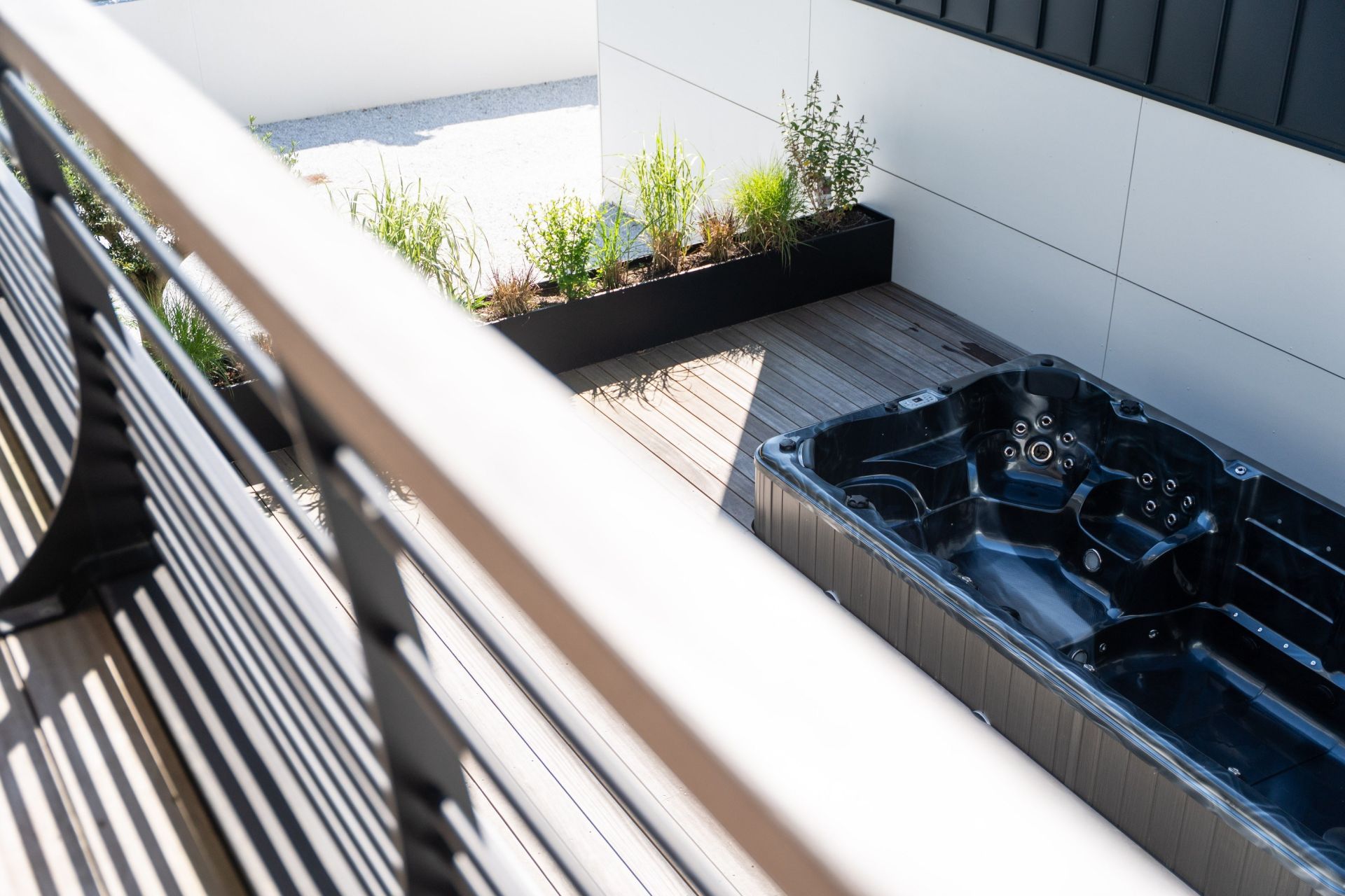 luxury house 6 Rooms for sale on VAUX SUR MER (17640)