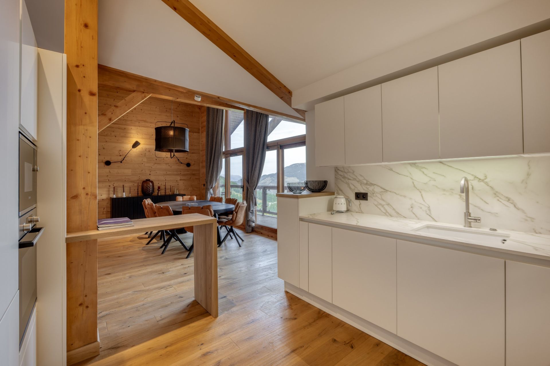 luxury apartment 5 Rooms for sale on COURCHEVEL (73120)