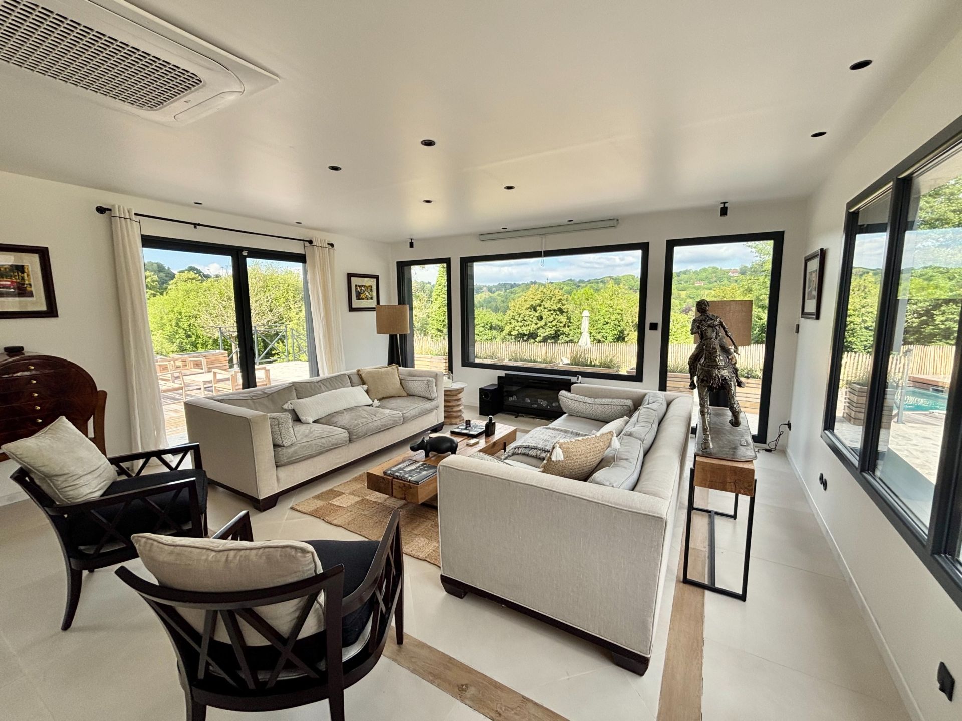 maison de luxe 6 Pièces en vente sur PONT L EVEQUE (14130)