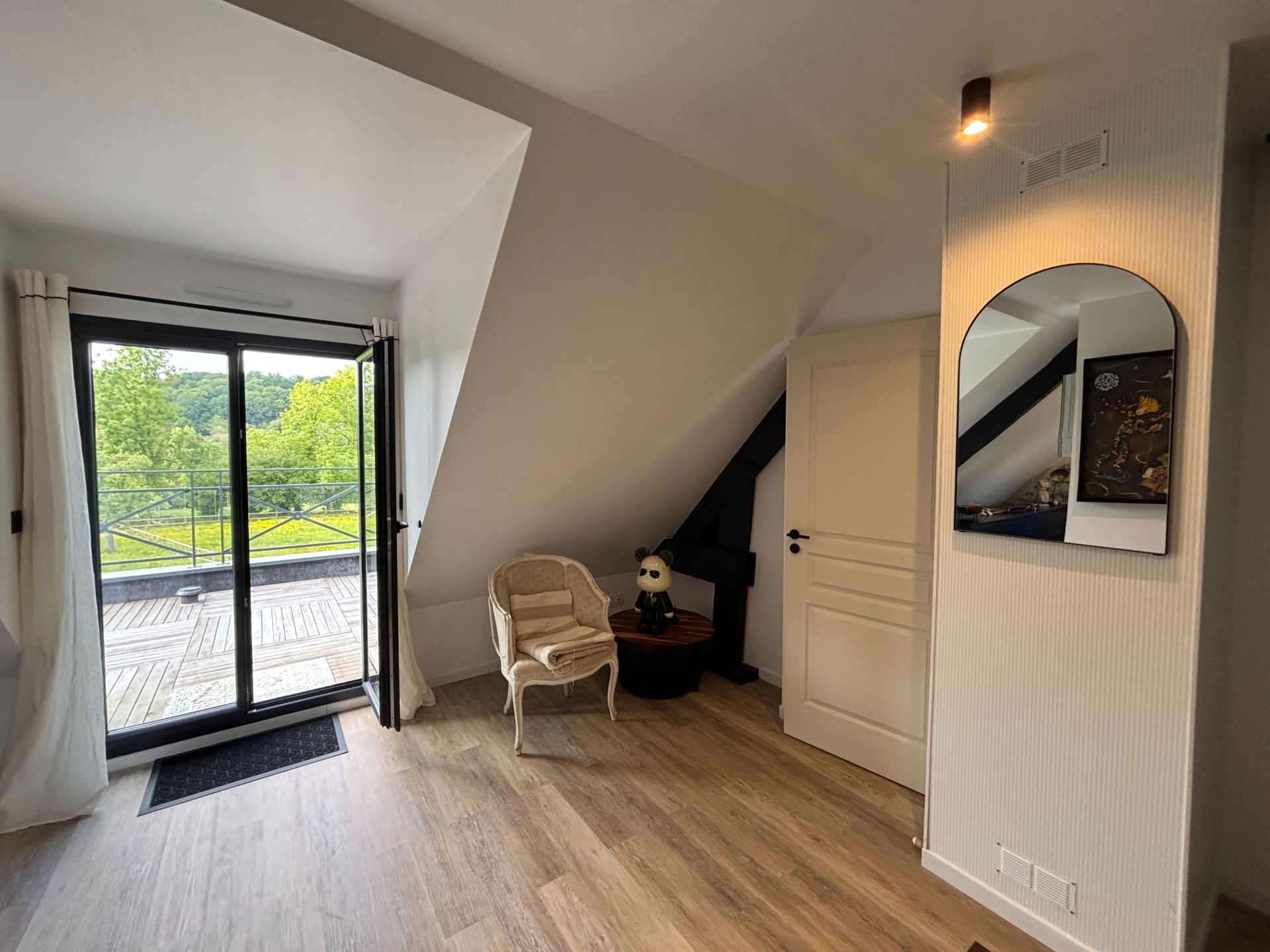 luxury house 6 Rooms for sale on PONT L EVEQUE (14130)