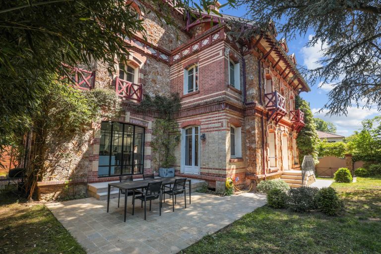 maison de luxe 8 Pièces en vente sur VAUCRESSON (92420)