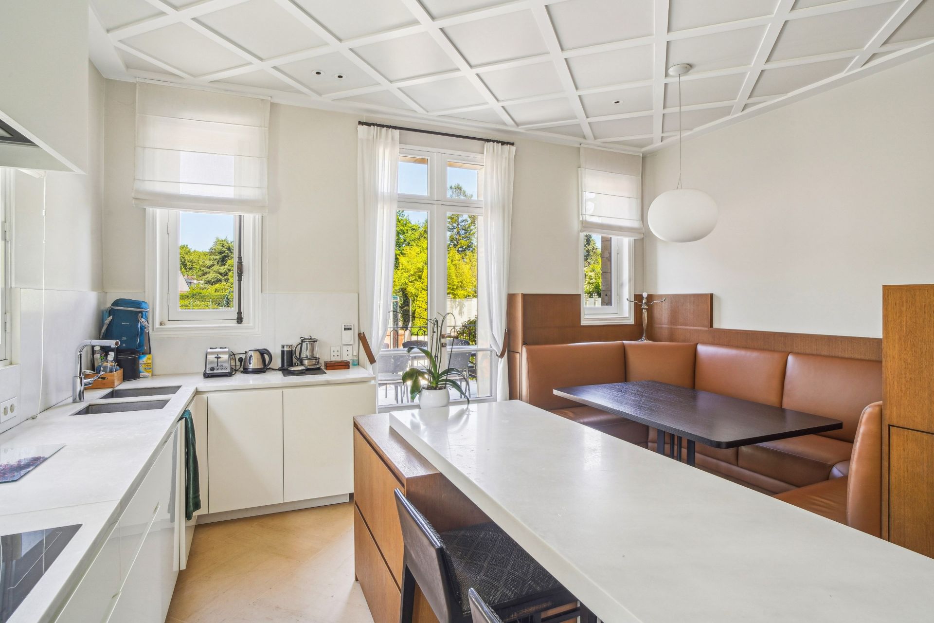 luxury house 12 Rooms for sale on LE VESINET (78110)