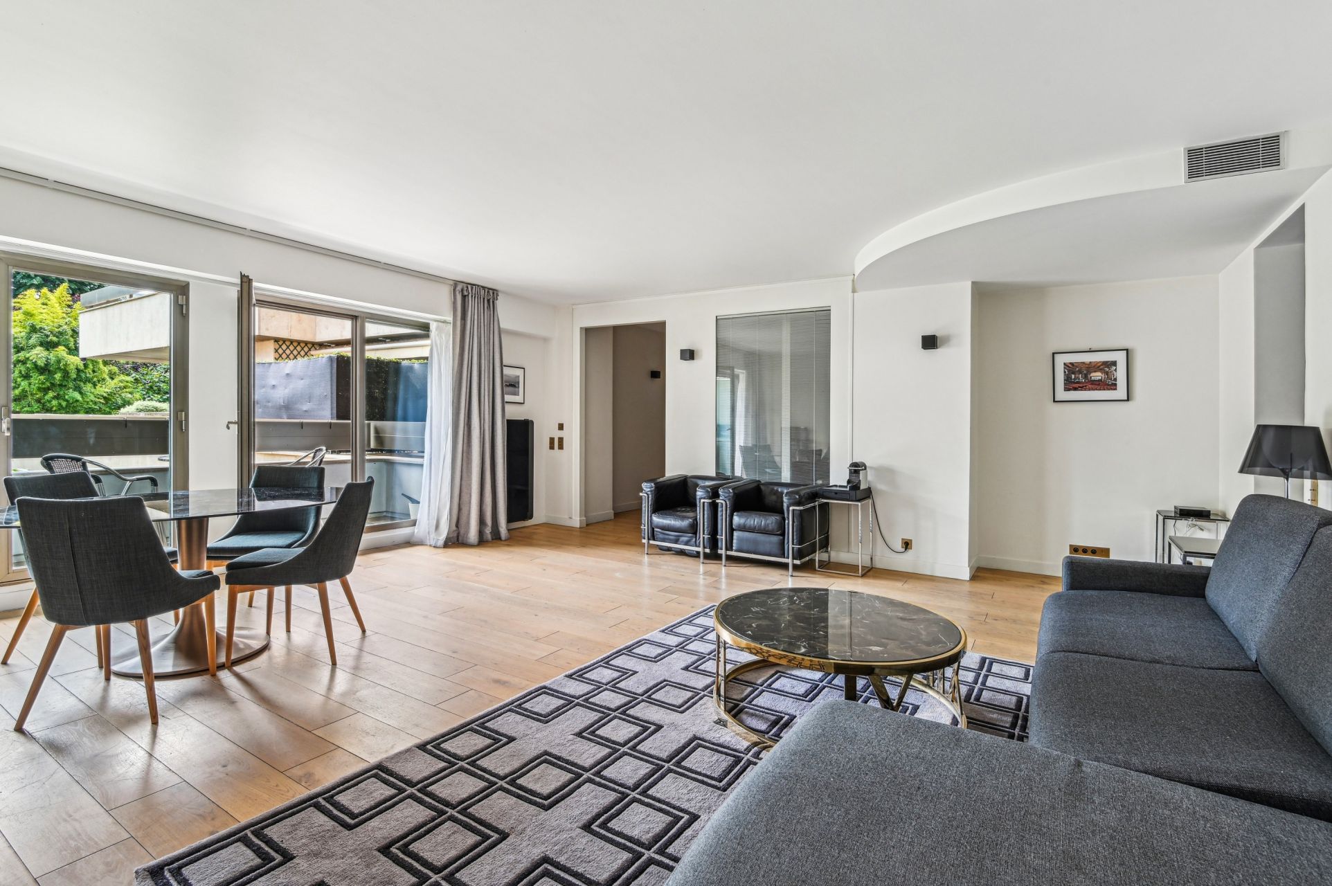 luxury apartment 2 Rooms for sale on PARIS (75016)