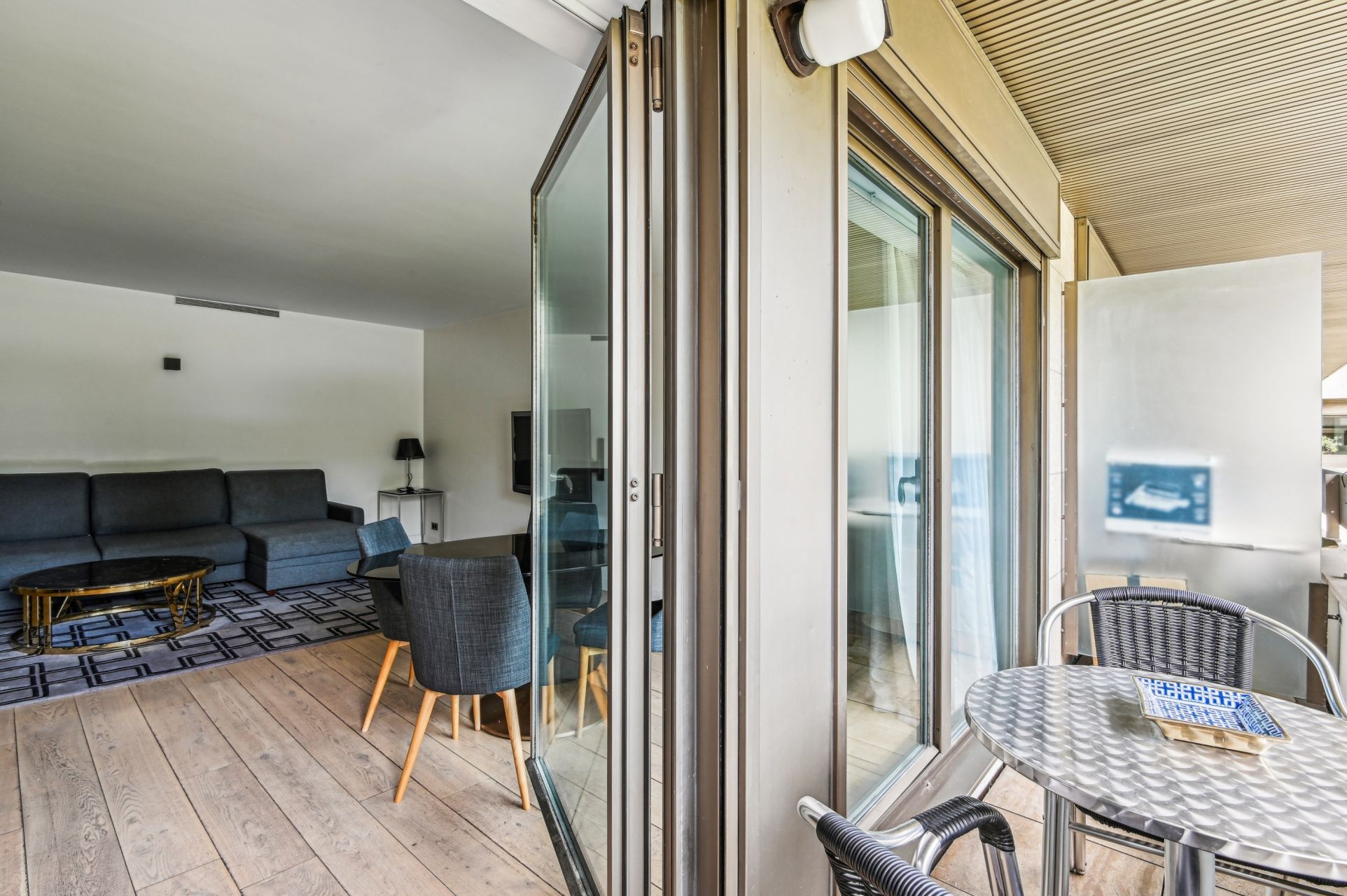 luxury apartment 2 Rooms for sale on PARIS (75016)