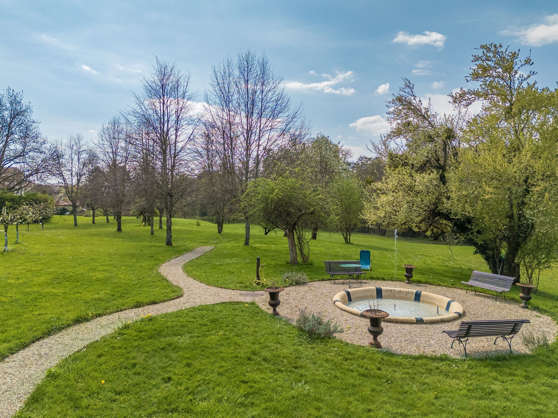 maison de ville 12 Pièces en vente sur GEX (01170)