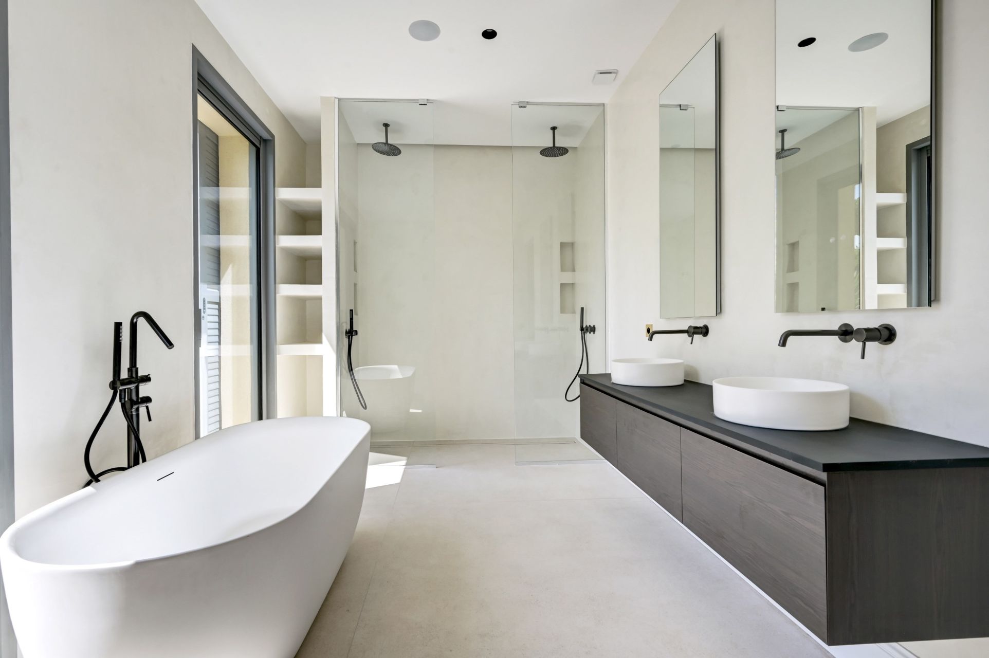 luxury house 6 Rooms for sale on AIX EN PROVENCE (13100)