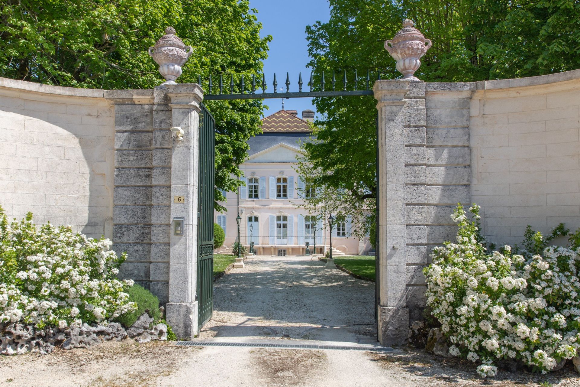 château 17 Pièces en vente sur DIJON (21000)