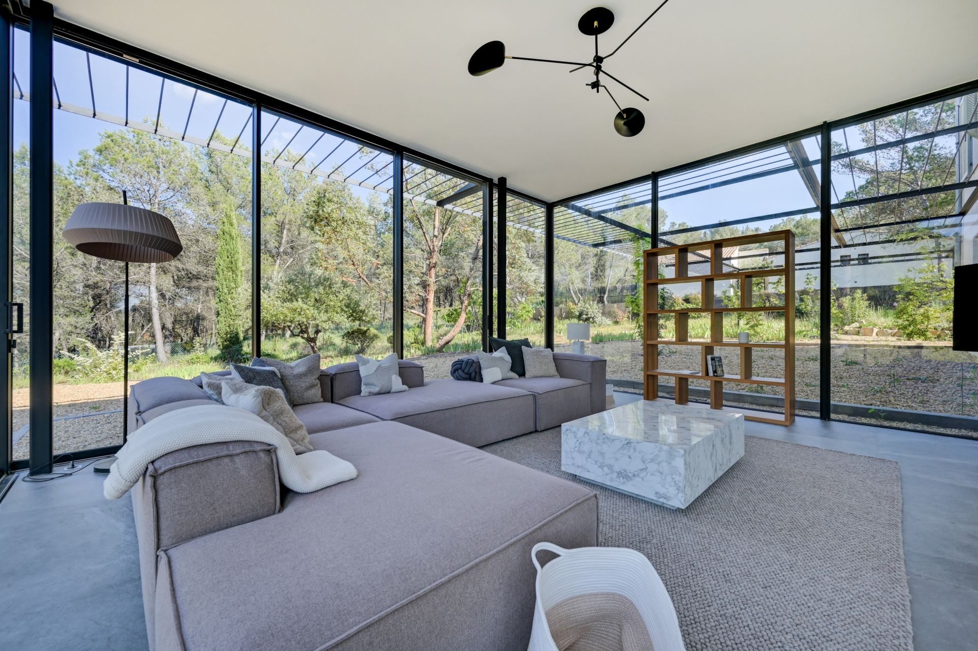 luxury house 7 Rooms for rent on AIX EN PROVENCE (13100)