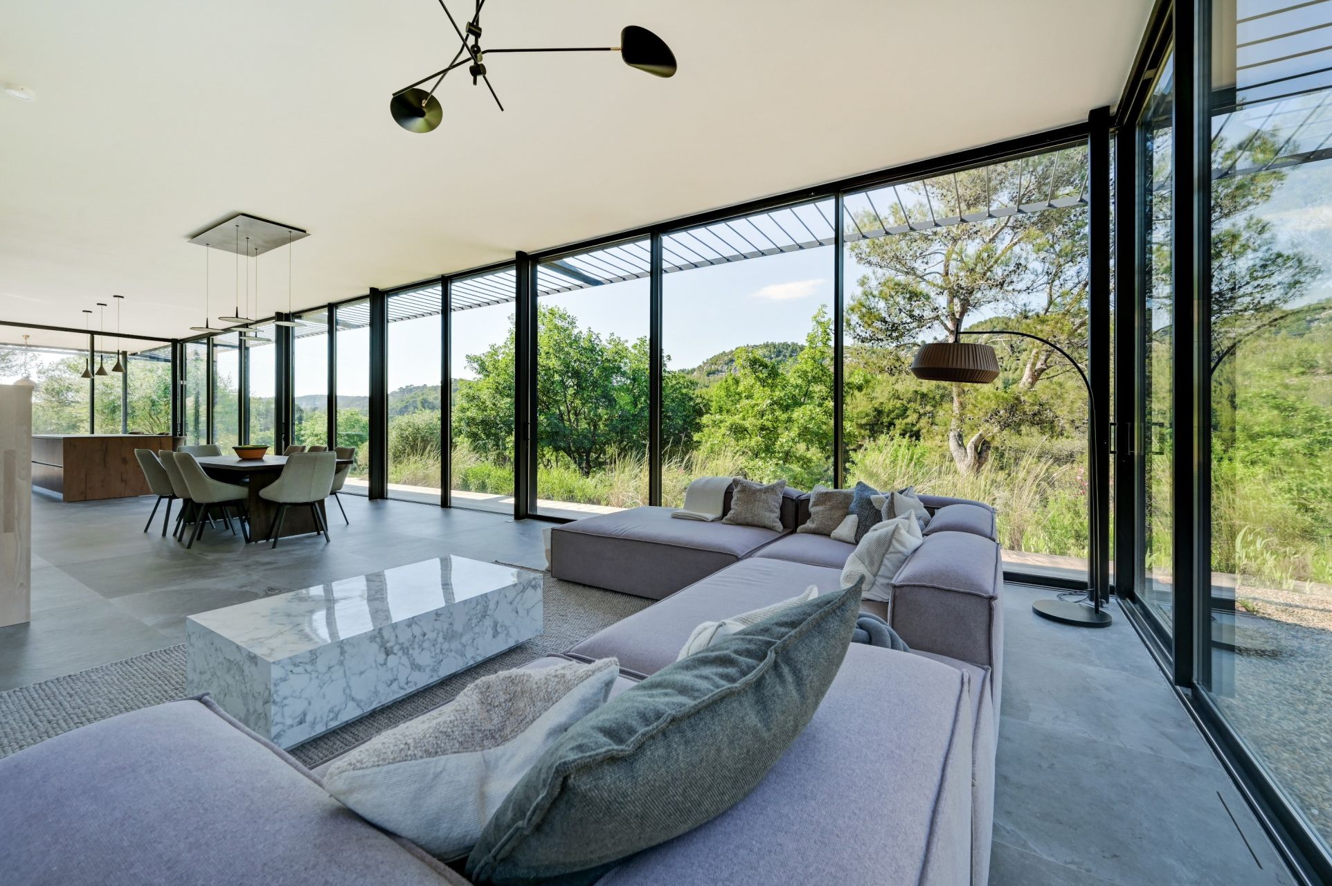 luxury house 7 Rooms for rent on AIX EN PROVENCE (13100)