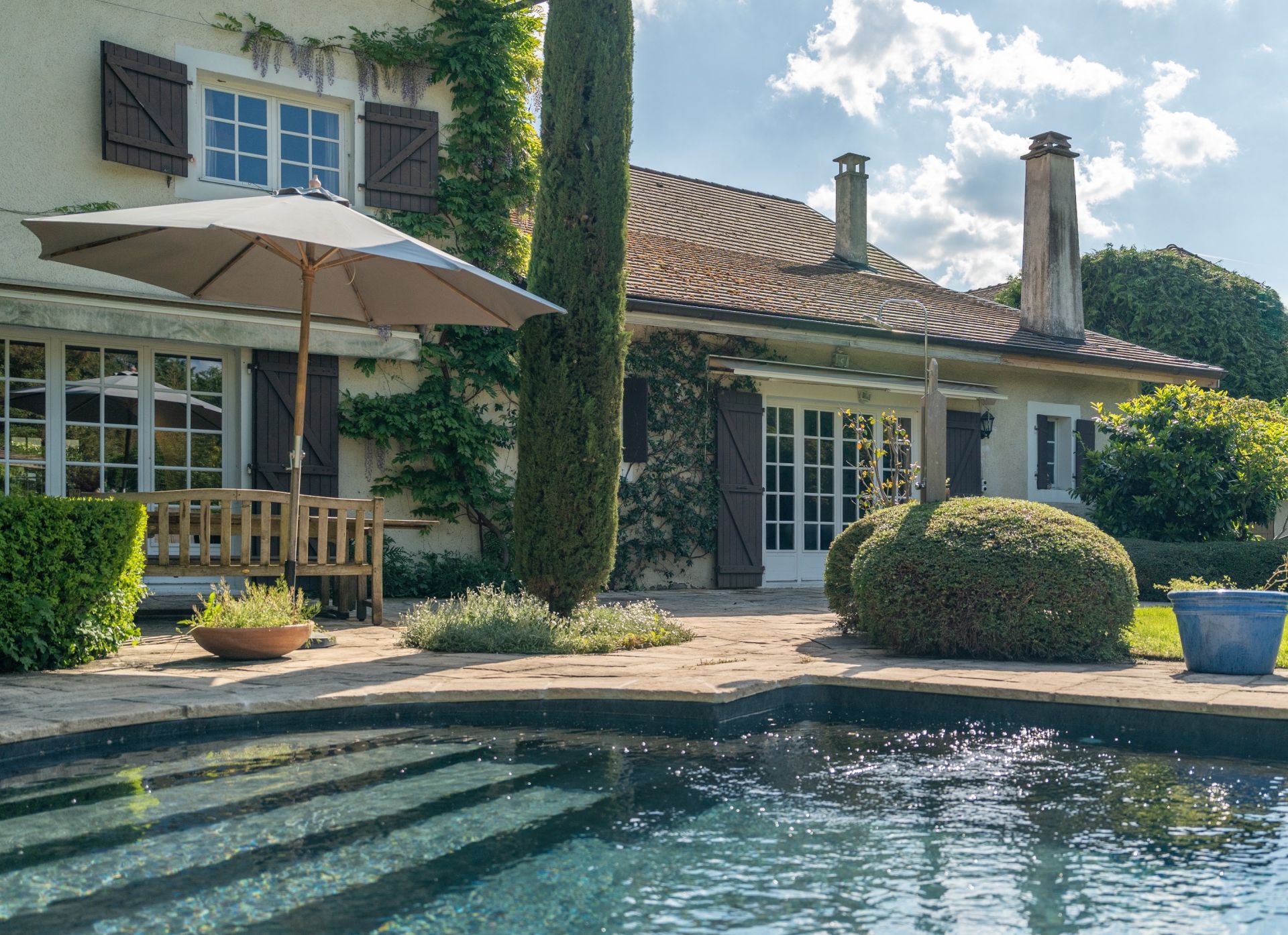 luxury house 11 Rooms for sale on VEIGY FONCENEX (74140)