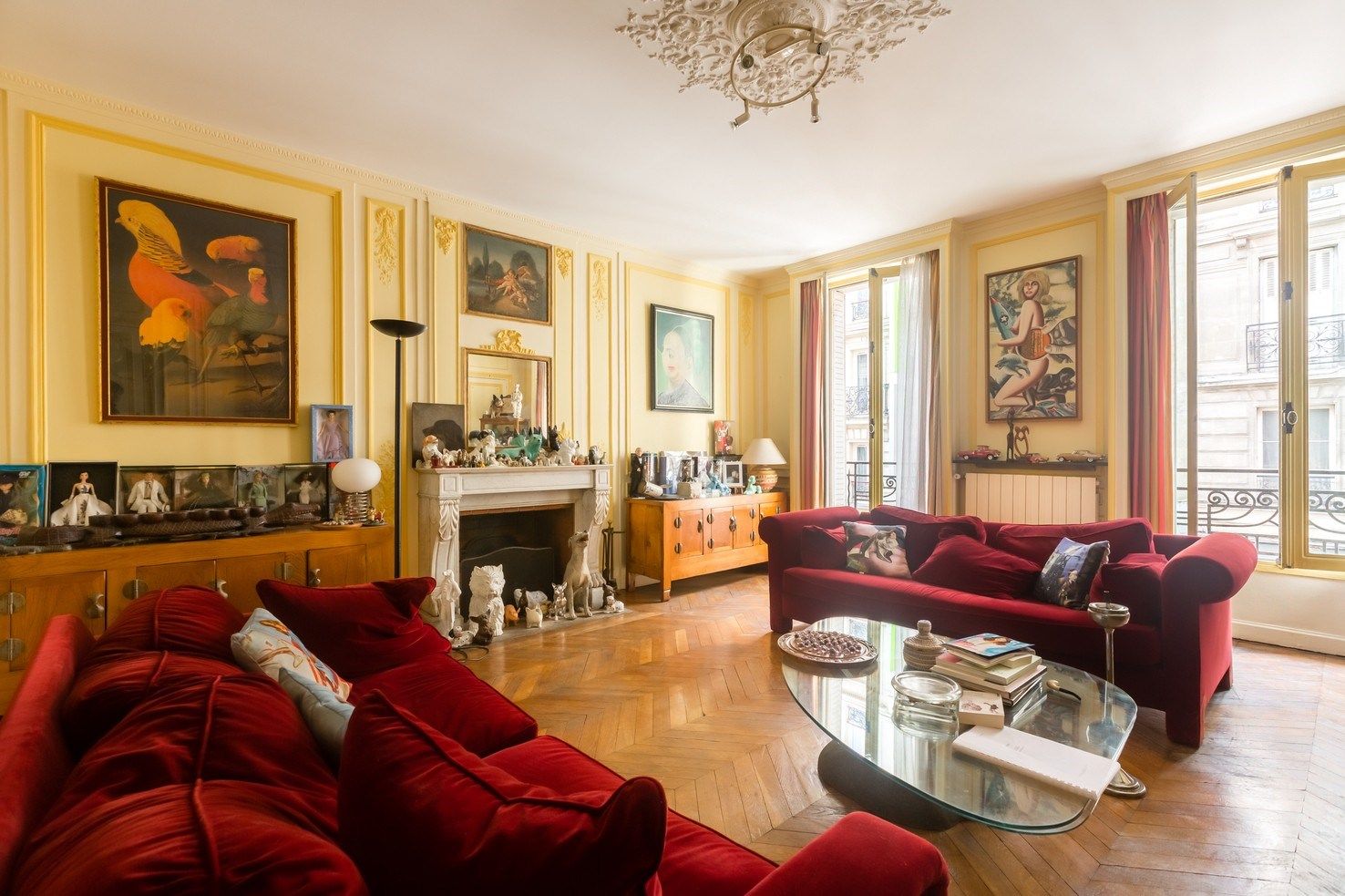 luxury house 7 Rooms for sale on PARIS (75009)