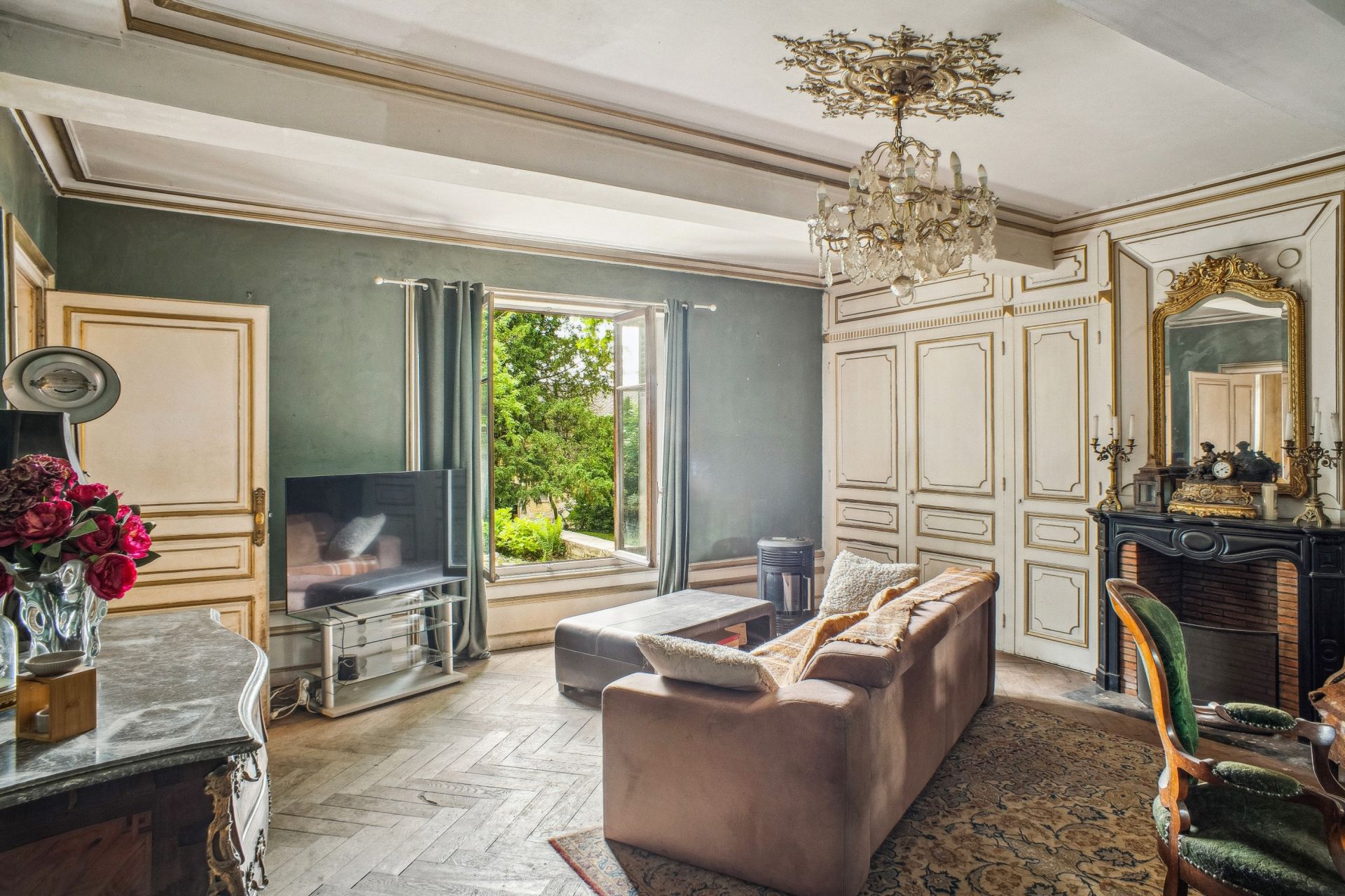maison de luxe 14 Pièces en vente sur REYRIEUX (01600)