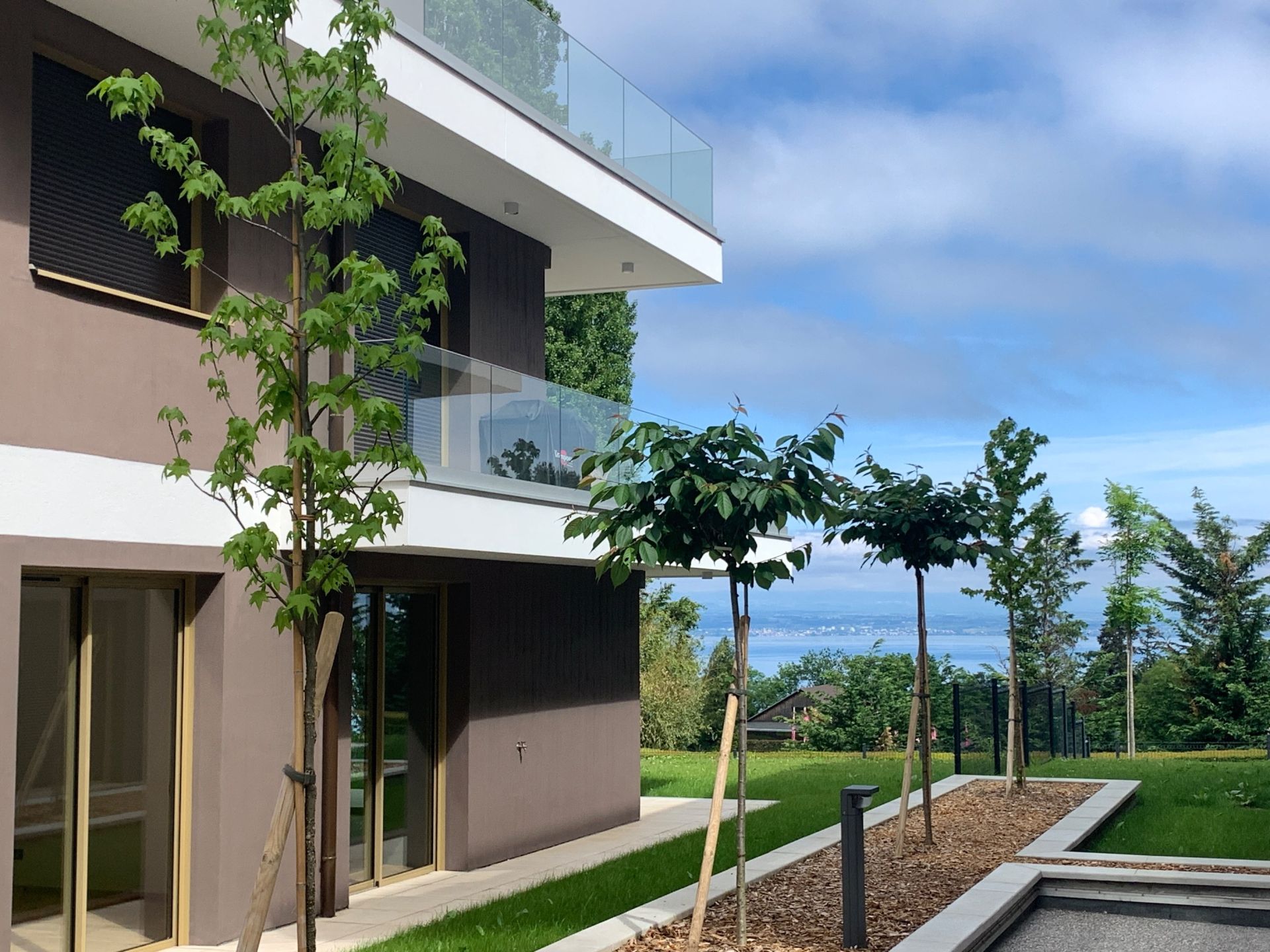 luxury apartment 6 Rooms for sale on EVIAN LES BAINS (74500)
