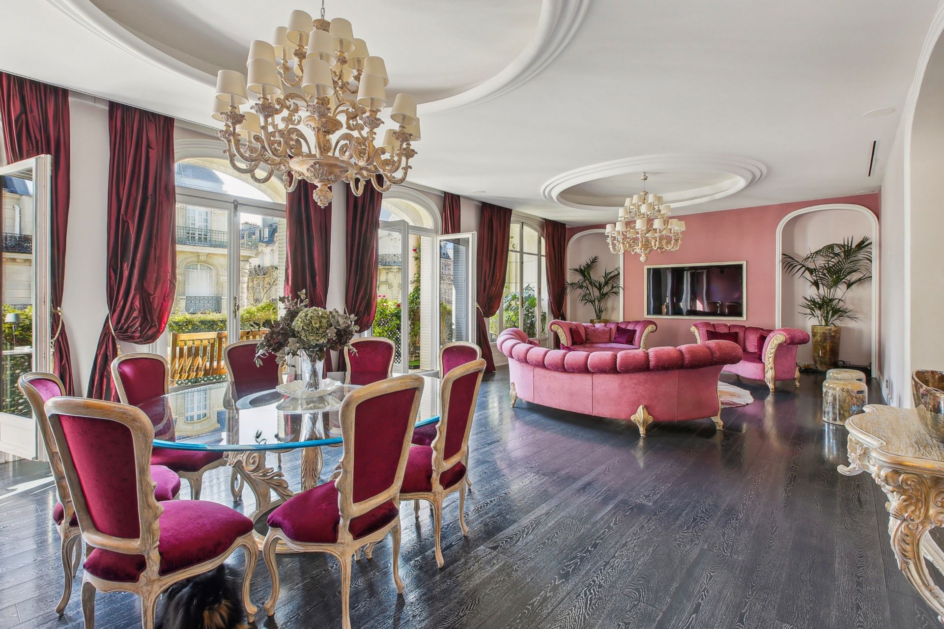 luxury apartment 7 Rooms for sale on PARIS (75116)