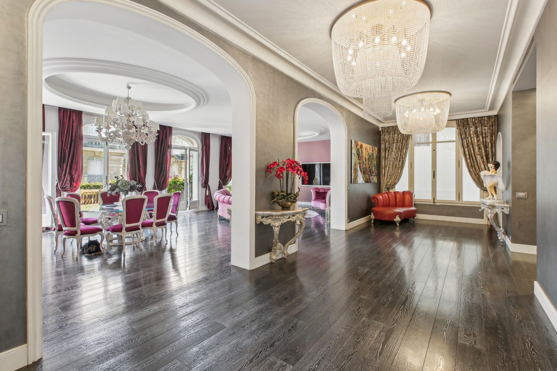 luxury apartment 7 Rooms for sale on PARIS (75116)