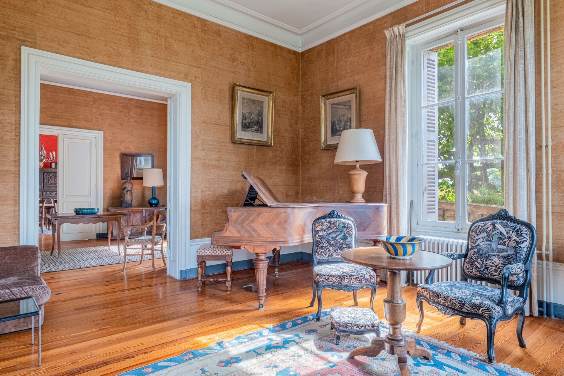 mansion 10 Rooms for sale on BRIGNAIS (69530)