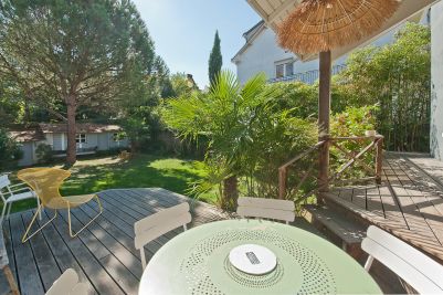 Sale Luxury house Nantes 6 Rooms 215 m²