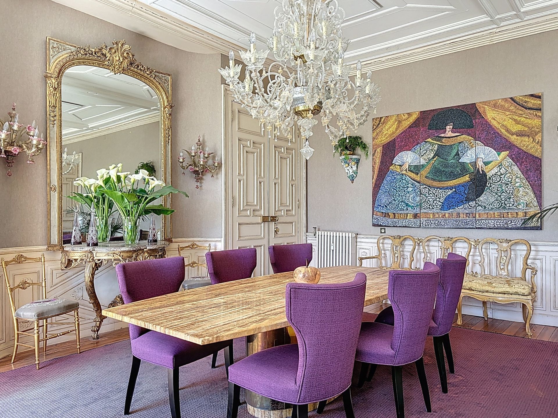 luxury apartment 8 Rooms for sale on PAU (64000)