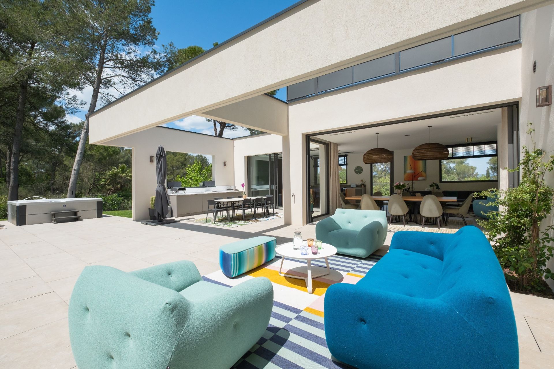 luxury house 9 Rooms for sale on MONTFERRIER SUR LEZ (34980)