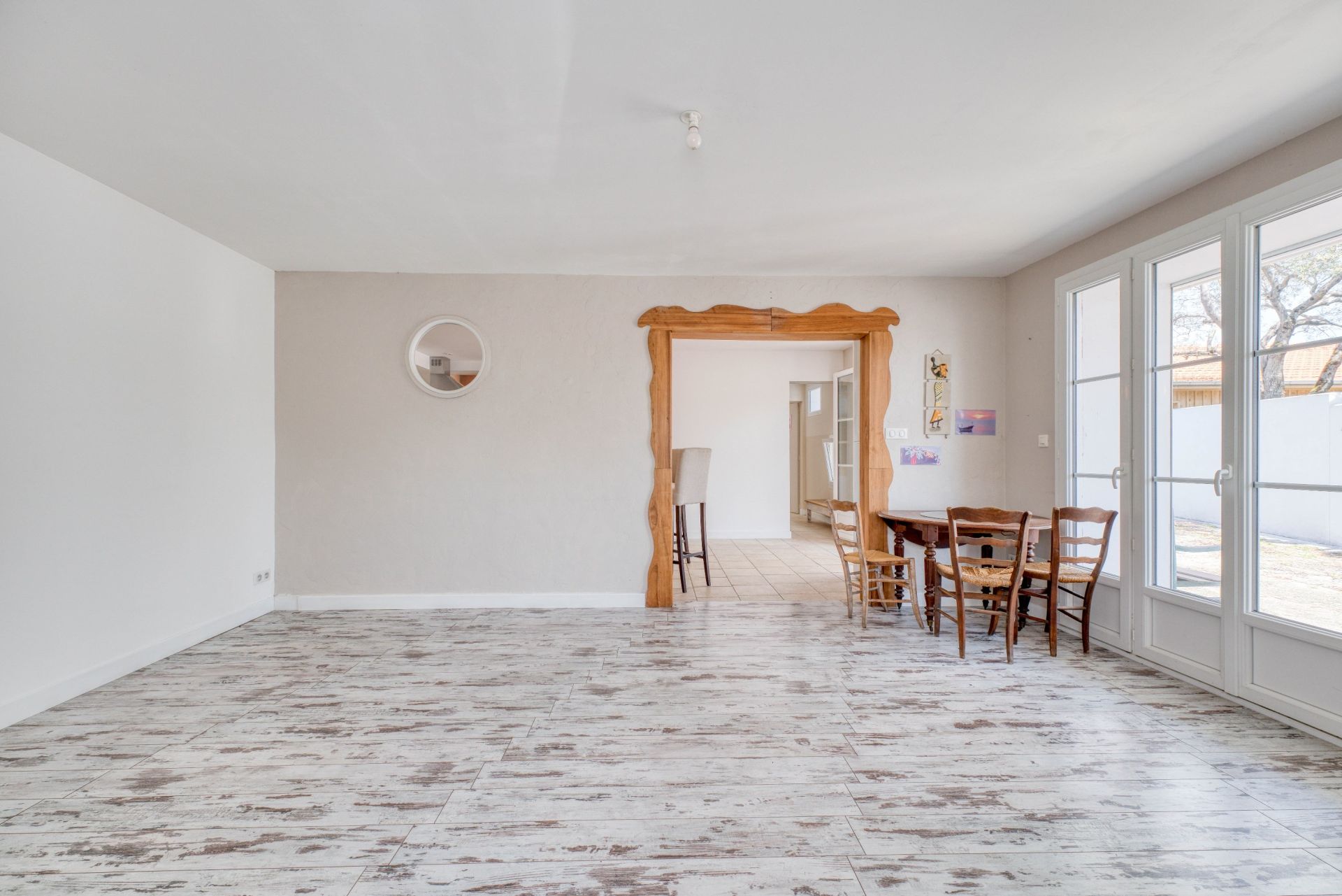 luxury house 8 Rooms for sale on ST DENIS D OLERON (17650)