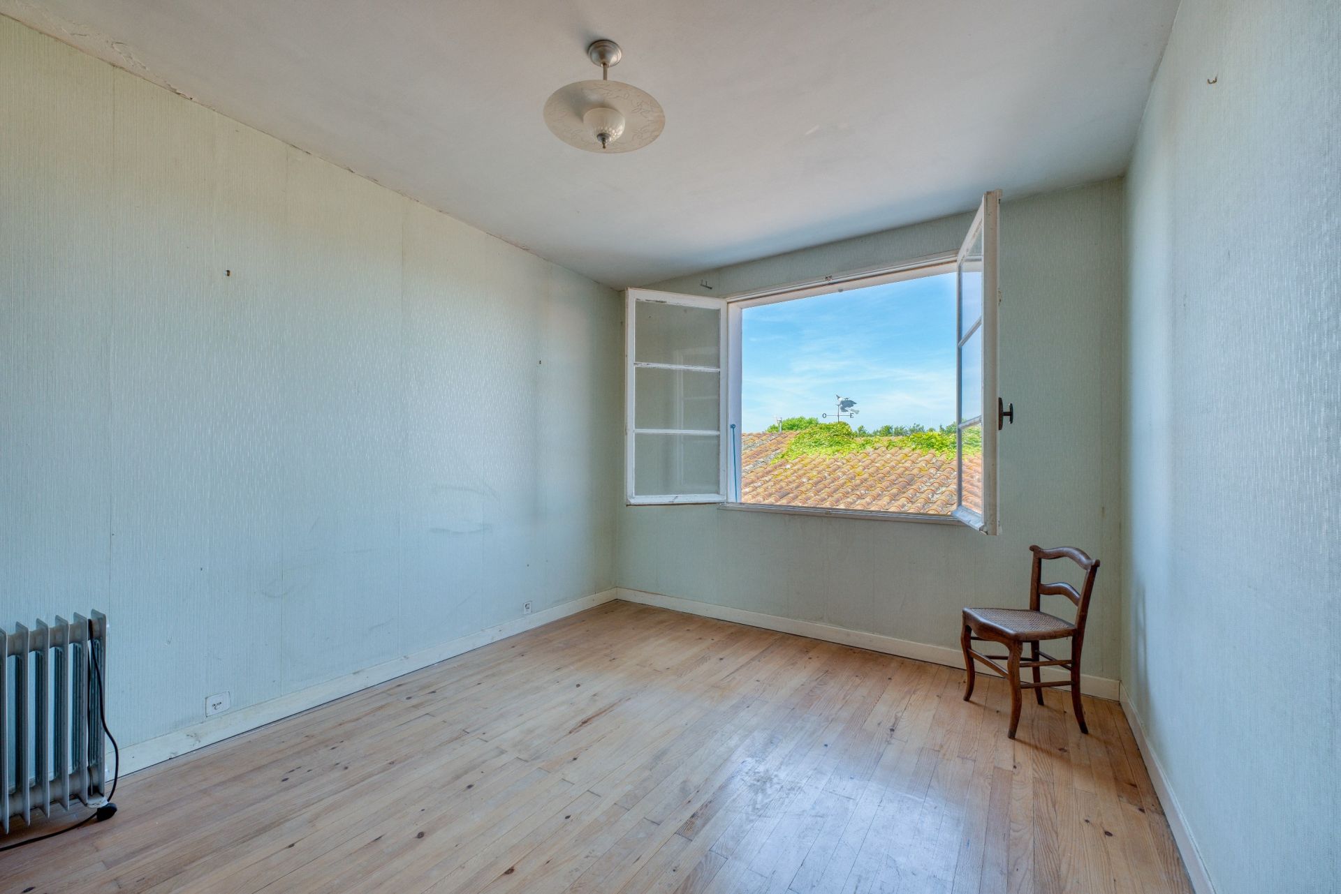 luxury house 8 Rooms for sale on ST DENIS D OLERON (17650)