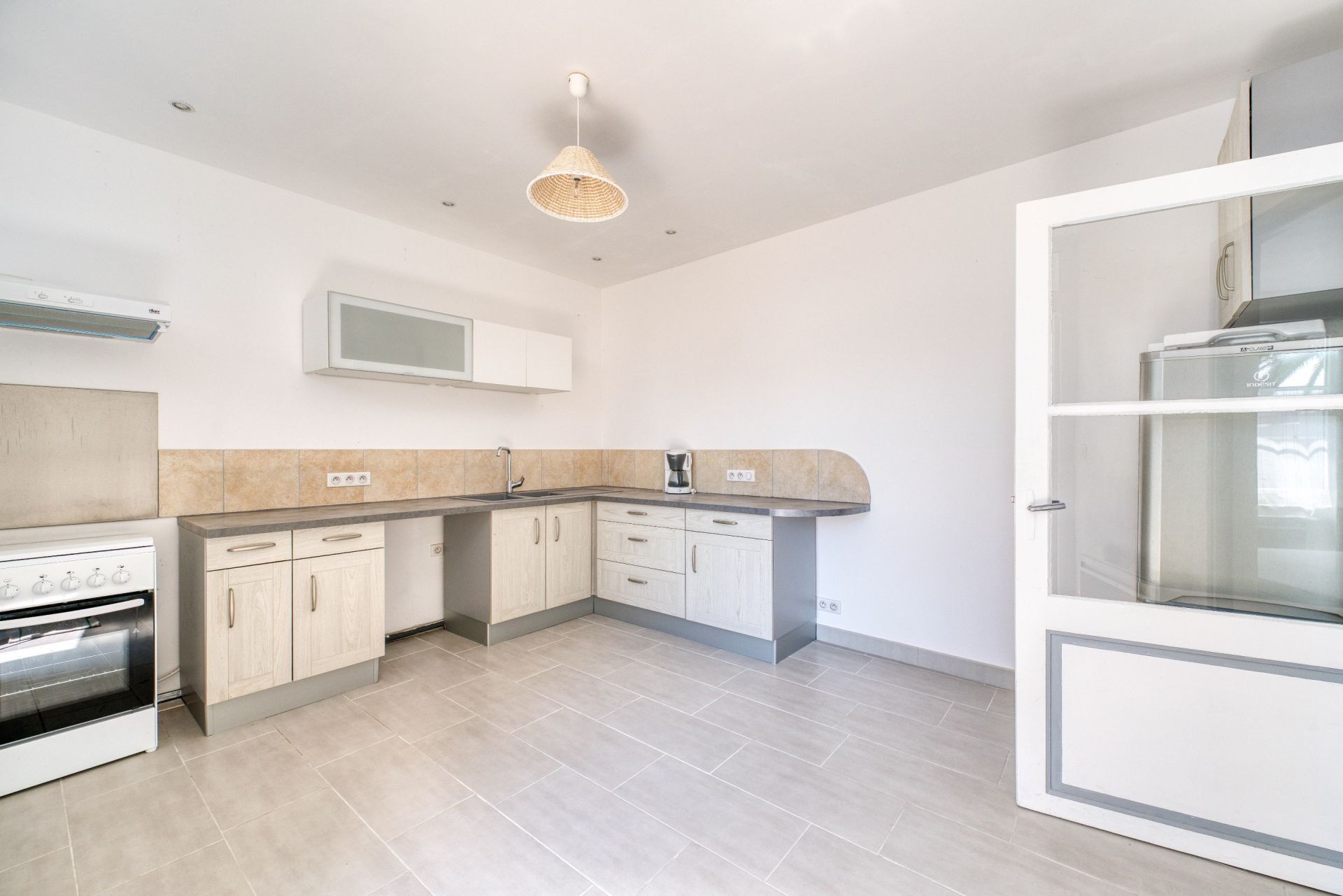 luxury house 8 Rooms for sale on ST DENIS D OLERON (17650)