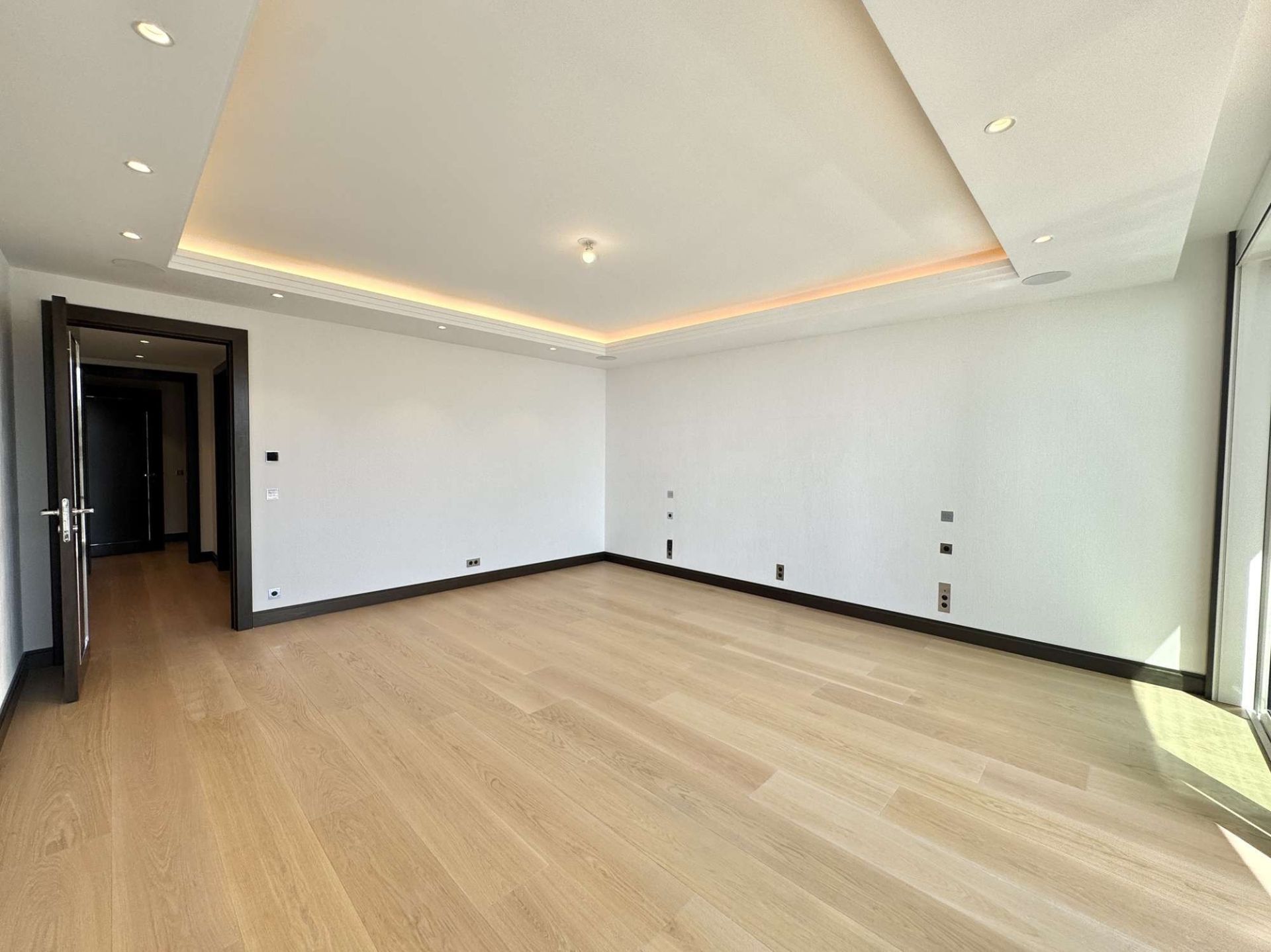 luxury apartment 6 Rooms for sale on MONACO (98000)