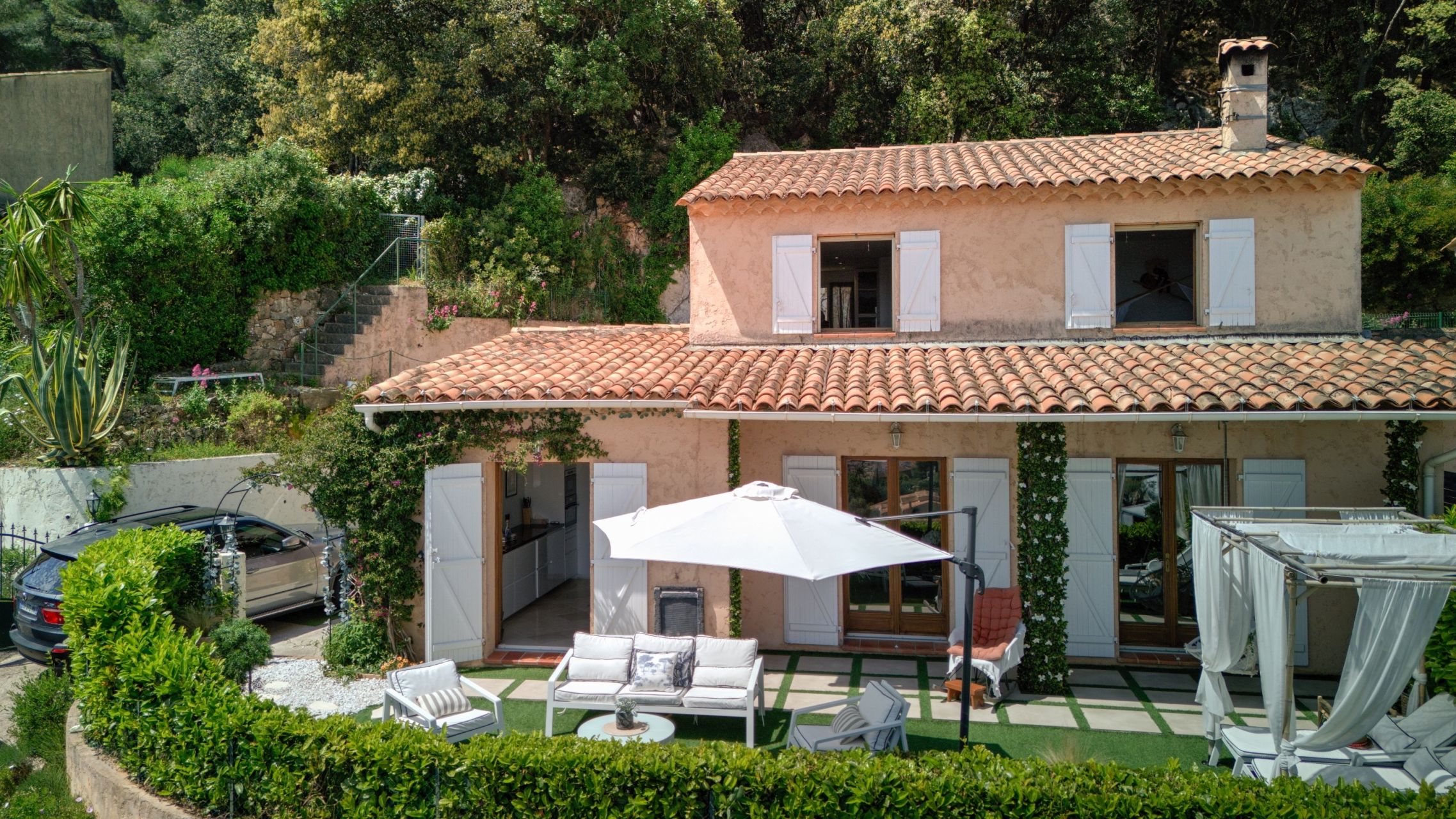 maison de luxe 3 Pièces en vente sur VALLAURIS (06220)