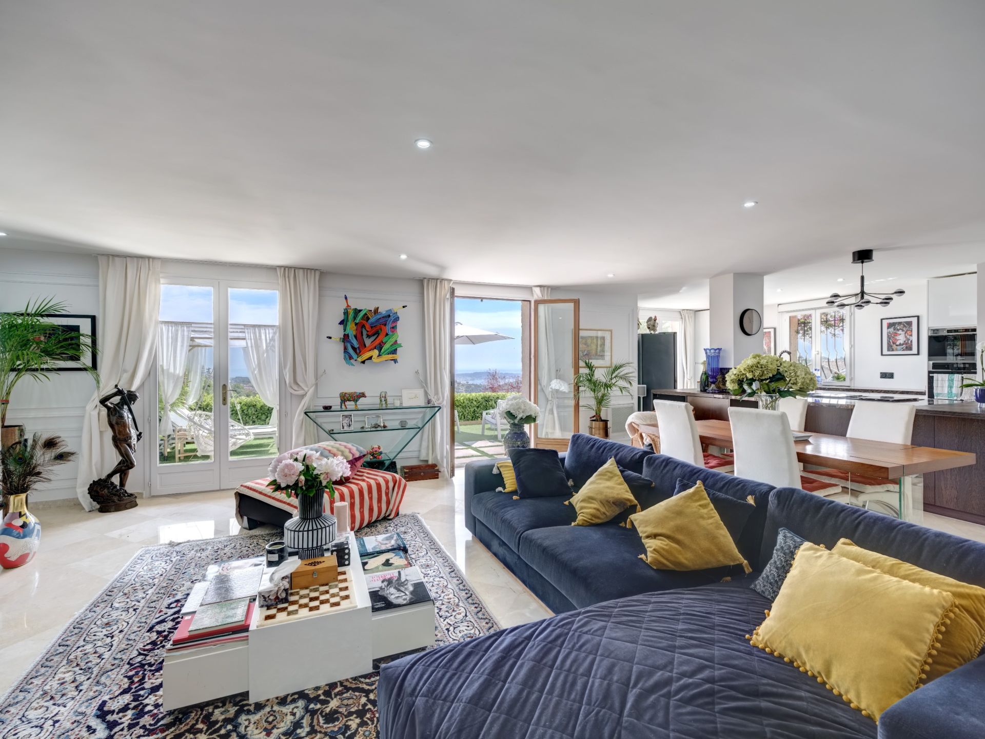 maison de luxe 3 Pièces en vente sur VALLAURIS (06220)