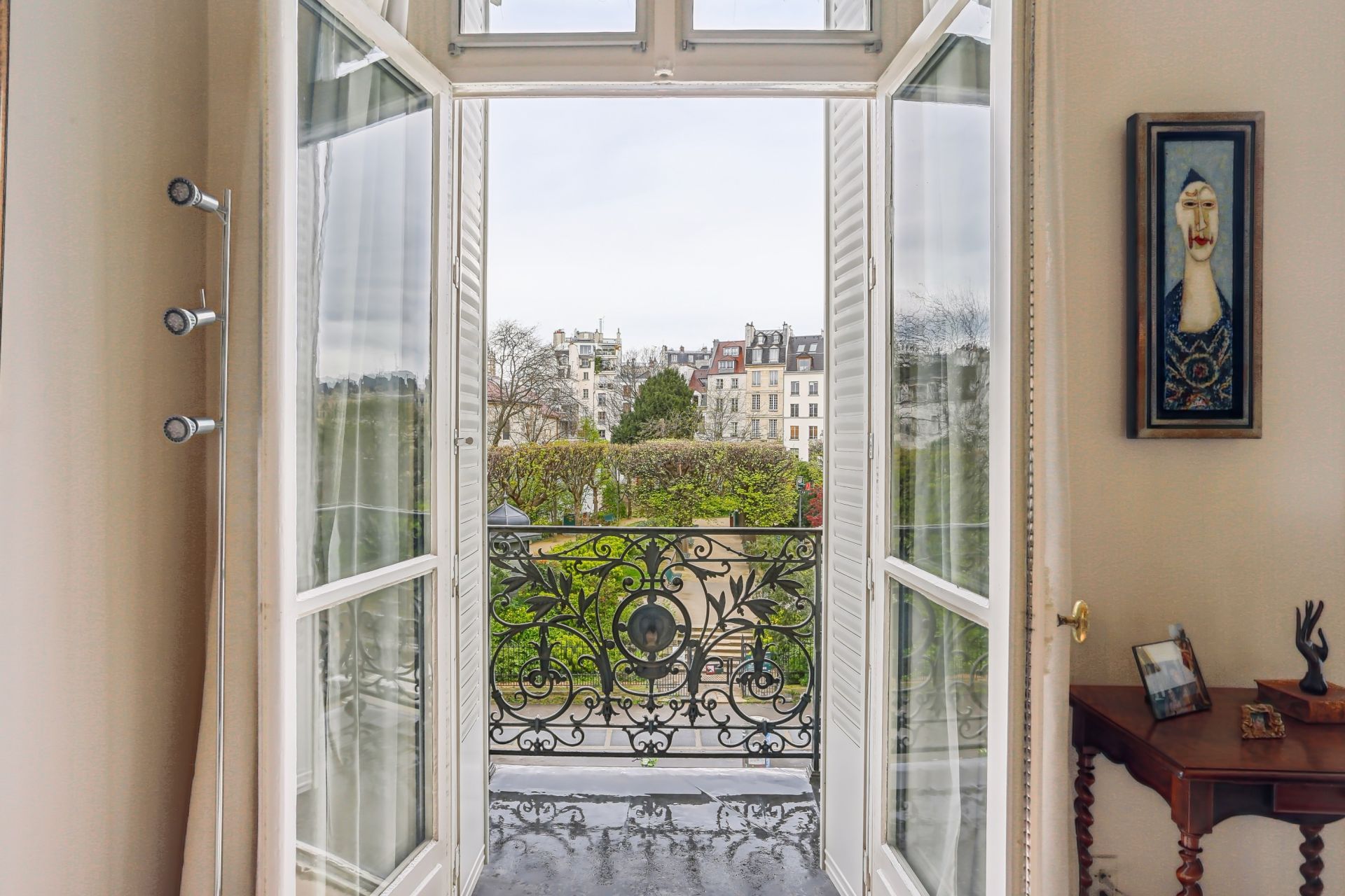 luxury apartment 4 Rooms for sale on PARIS (75005)