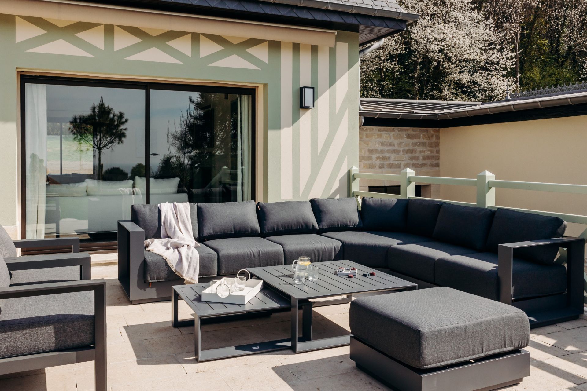 maison de luxe 10 Pièces en location saisonnière sur VILLERVILLE (14113)