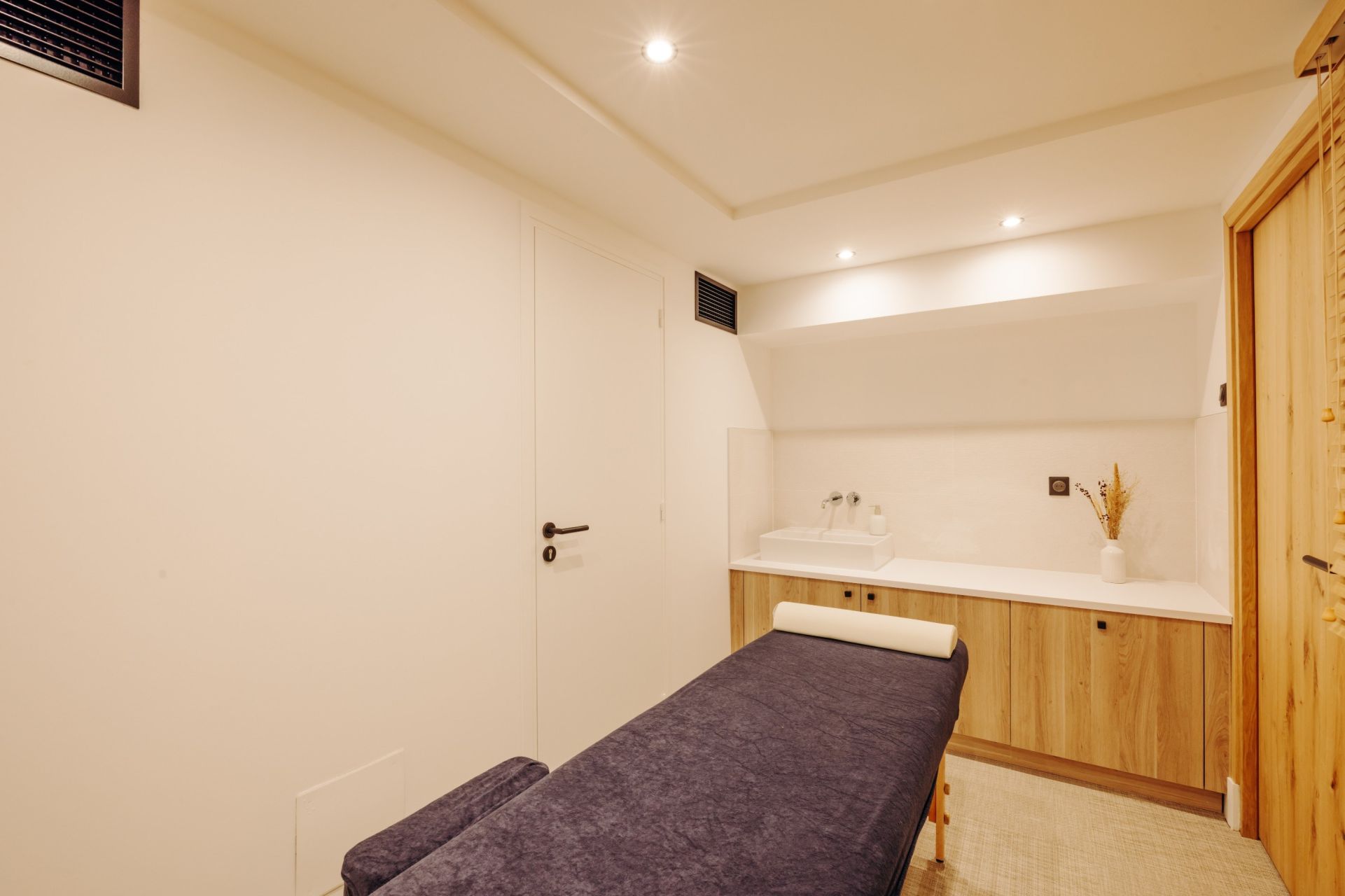 maison de luxe 10 Pièces en location saisonnière sur VILLERVILLE (14113)