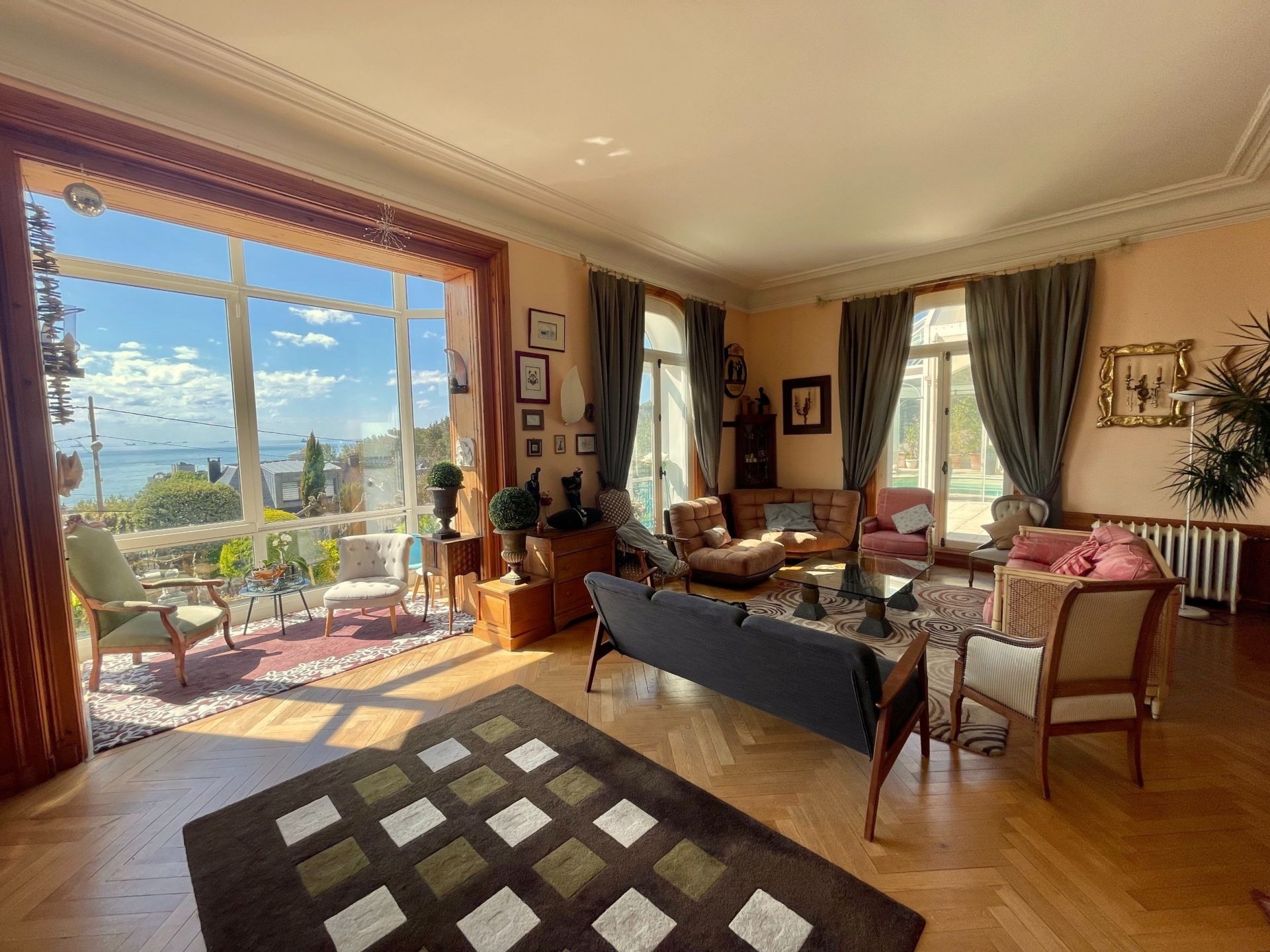 luxury house 19 Rooms for sale on STE ADRESSE (76310)