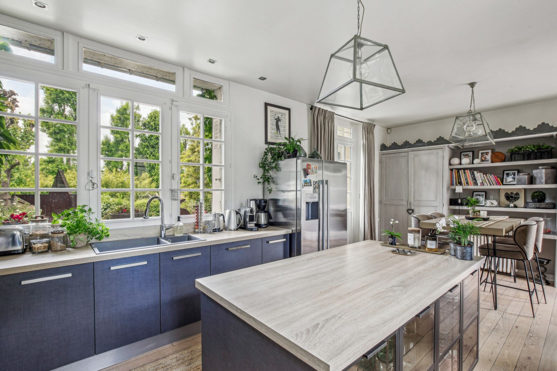 luxury house 10 Rooms for sale on ORGEVAL (78630)