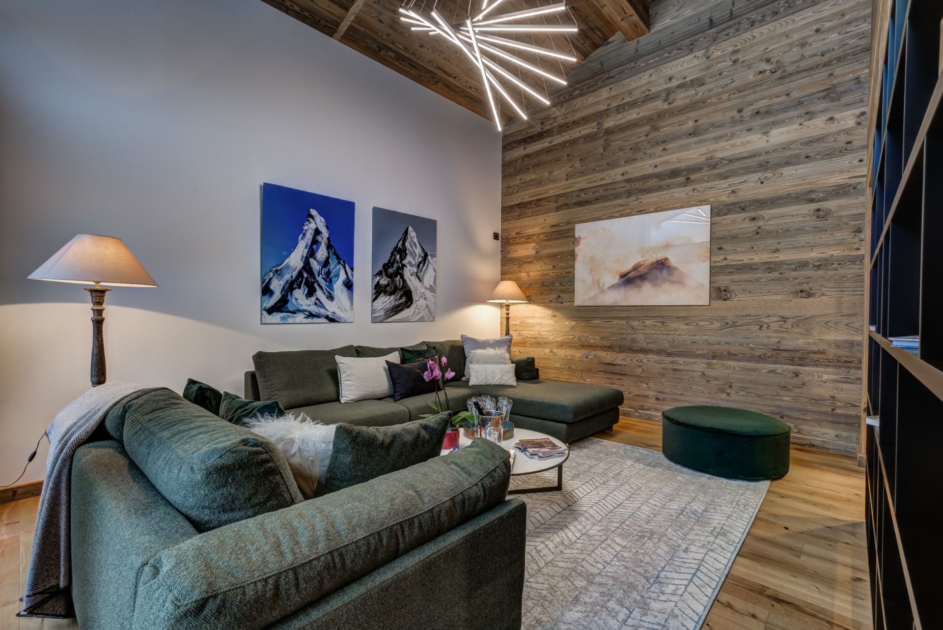 luxury chalet 10 Rooms for sale on ARGENTIERE (74400)