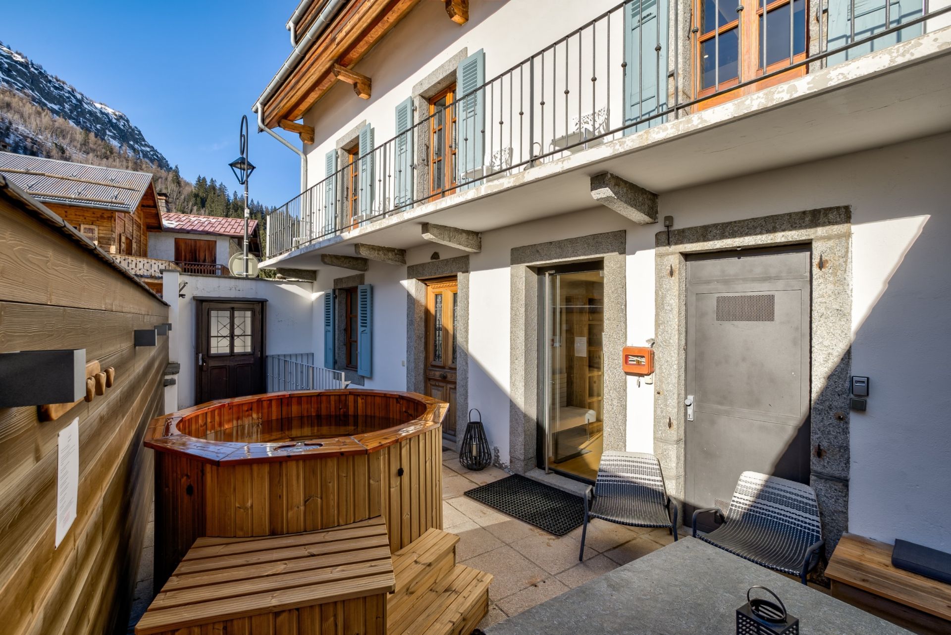 luxury house 9 Rooms for sale on ARGENTIERE (74400)