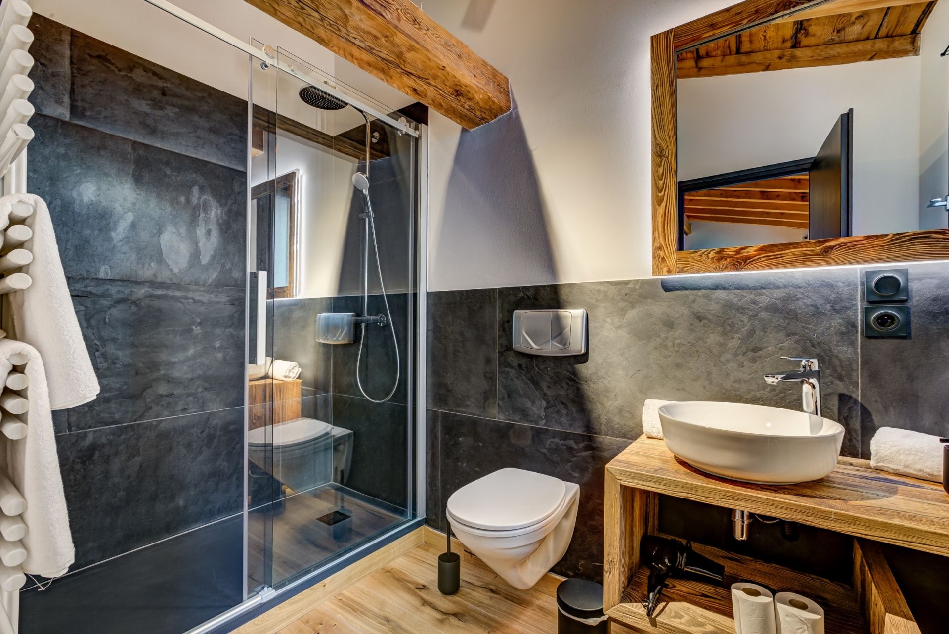 luxury house 9 Rooms for sale on ARGENTIERE (74400)