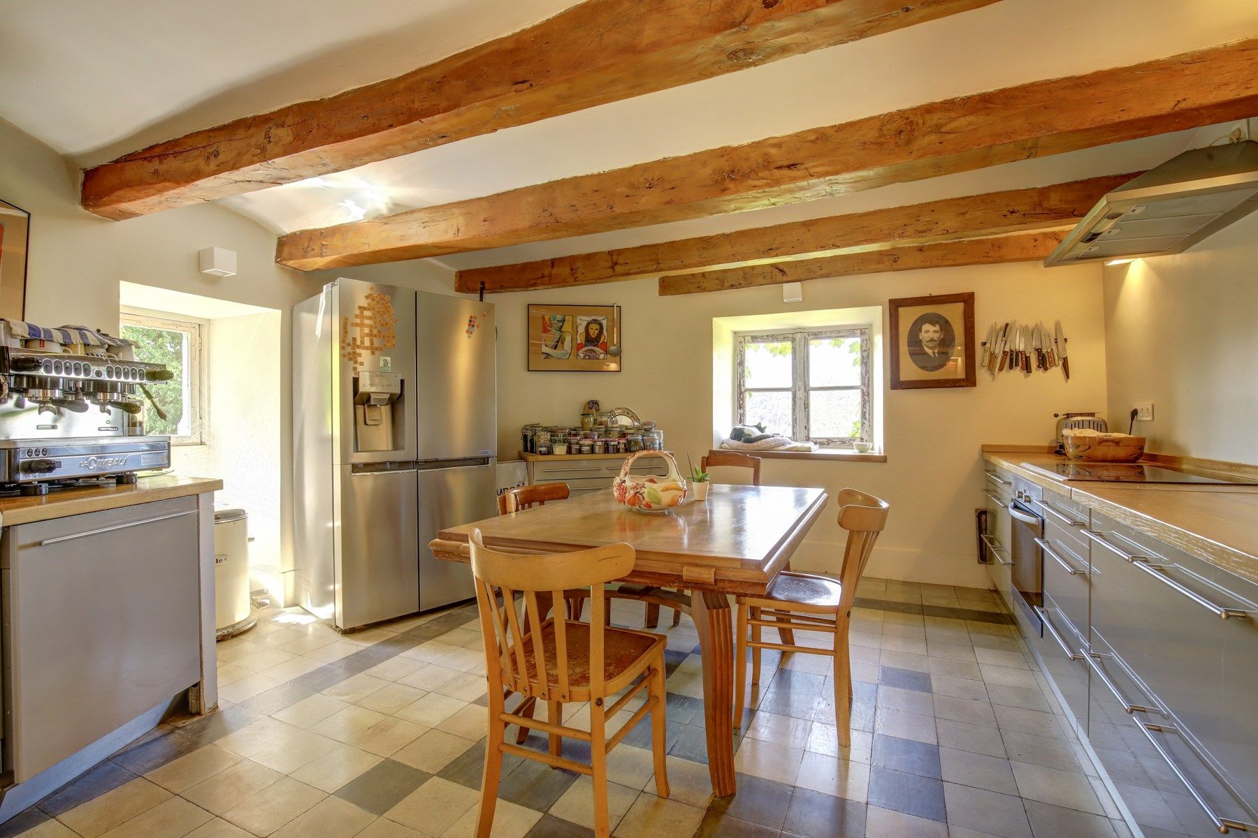 castle 35 Rooms for sale on FIGEAC (46100)