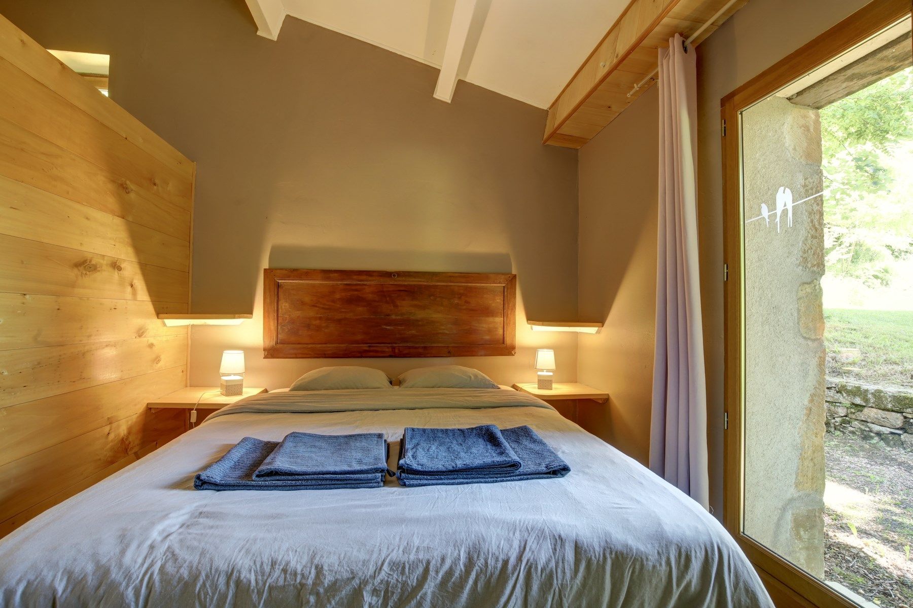 castle 35 Rooms for sale on FIGEAC (46100)