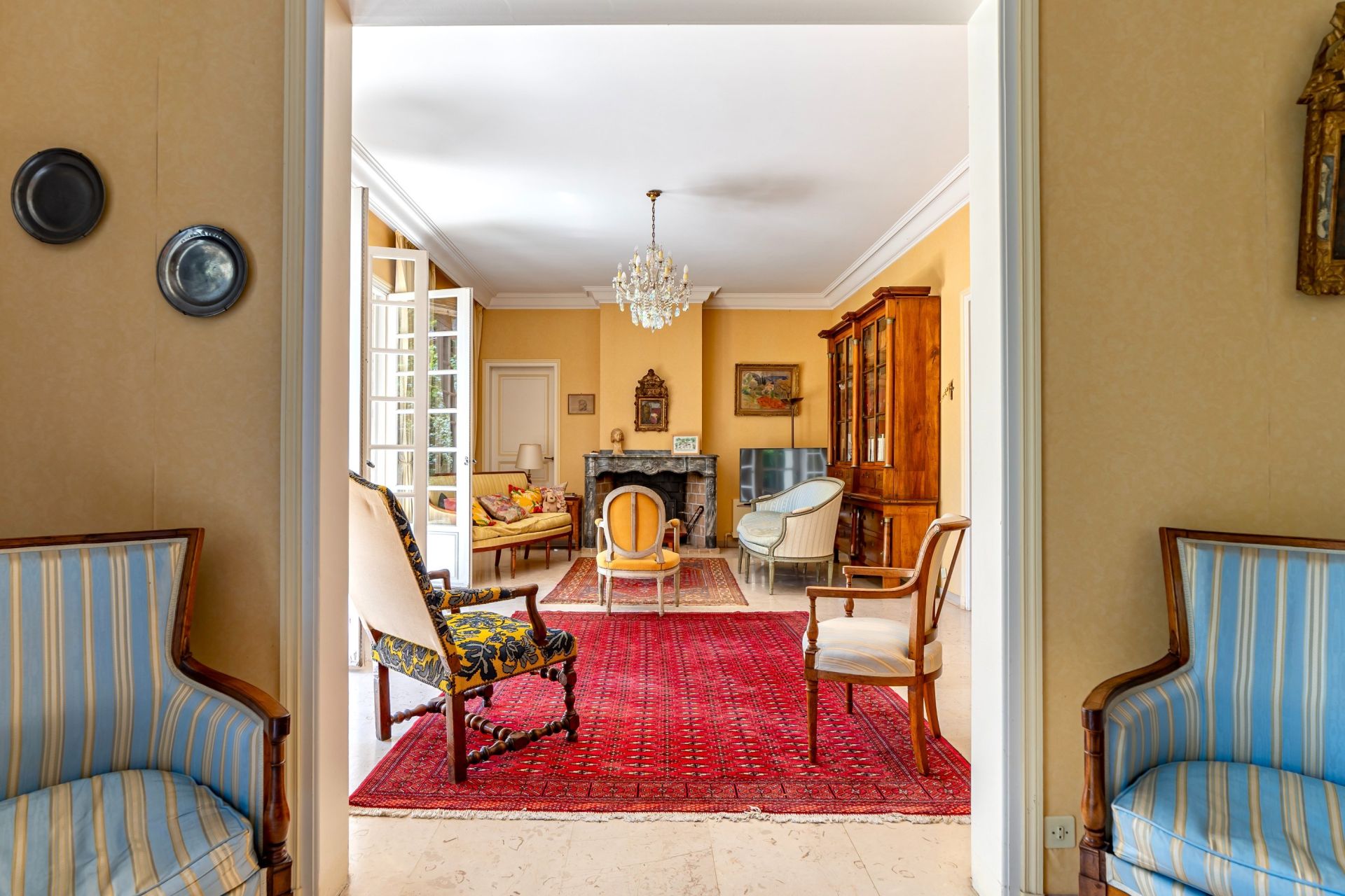 luxury house 9 Rooms for sale on MONTPELLIER (34000)