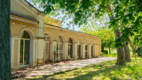 Sale Luxury house Aix-en-Provence 36 Rooms 1800 m²