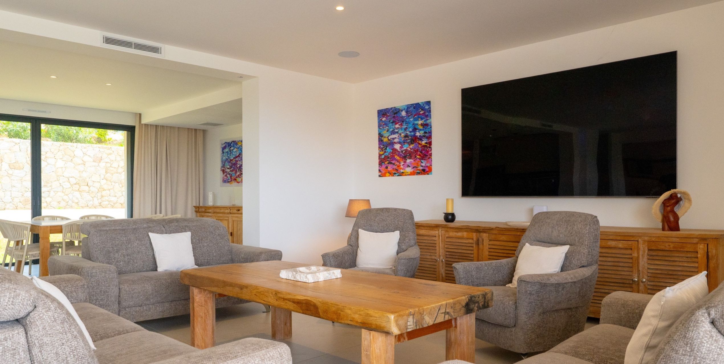 luxury house 9 Rooms for seasonal rent on LUMIO (20260)