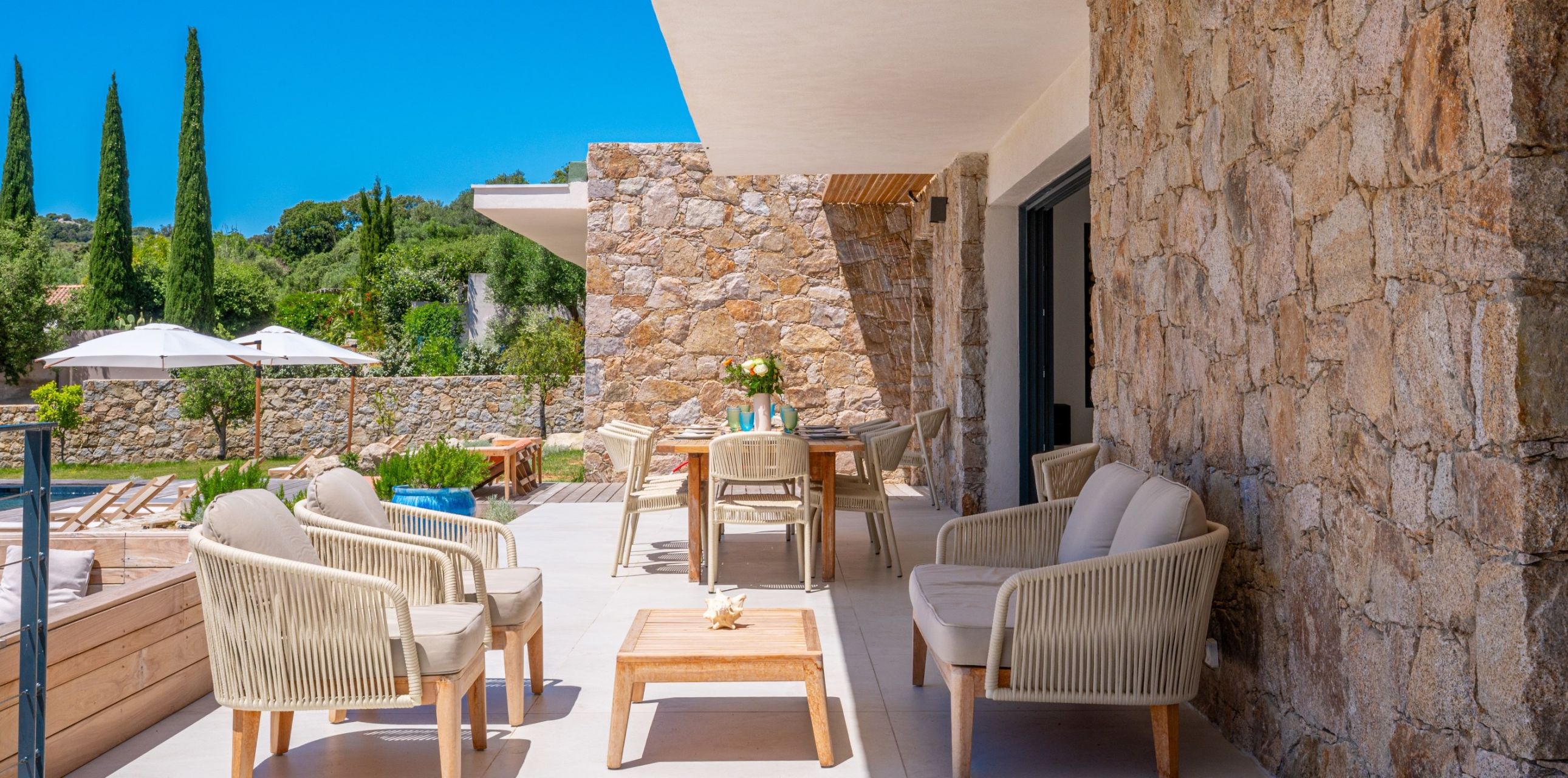 maison de luxe 9 Pièces en location saisonnière sur LUMIO (20260)