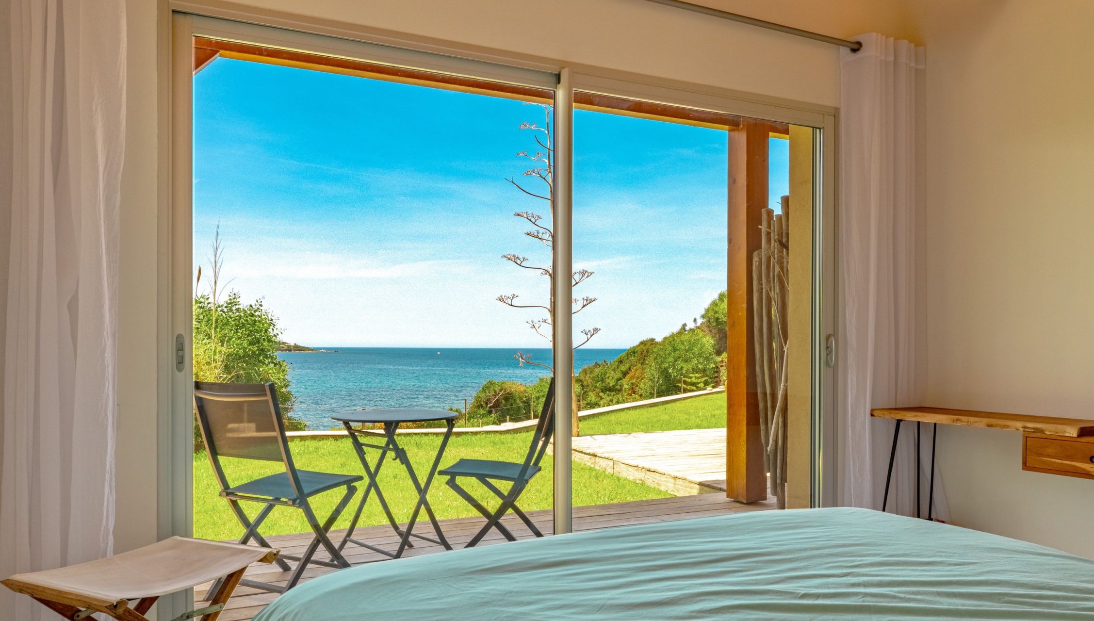 maison de luxe 7 Pièces en location saisonnière sur COTI CHIAVARI (20138)