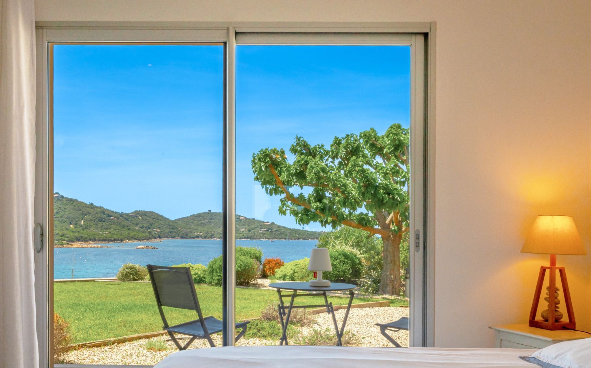 maison de luxe 7 Pièces en location saisonnière sur COTI CHIAVARI (20138)