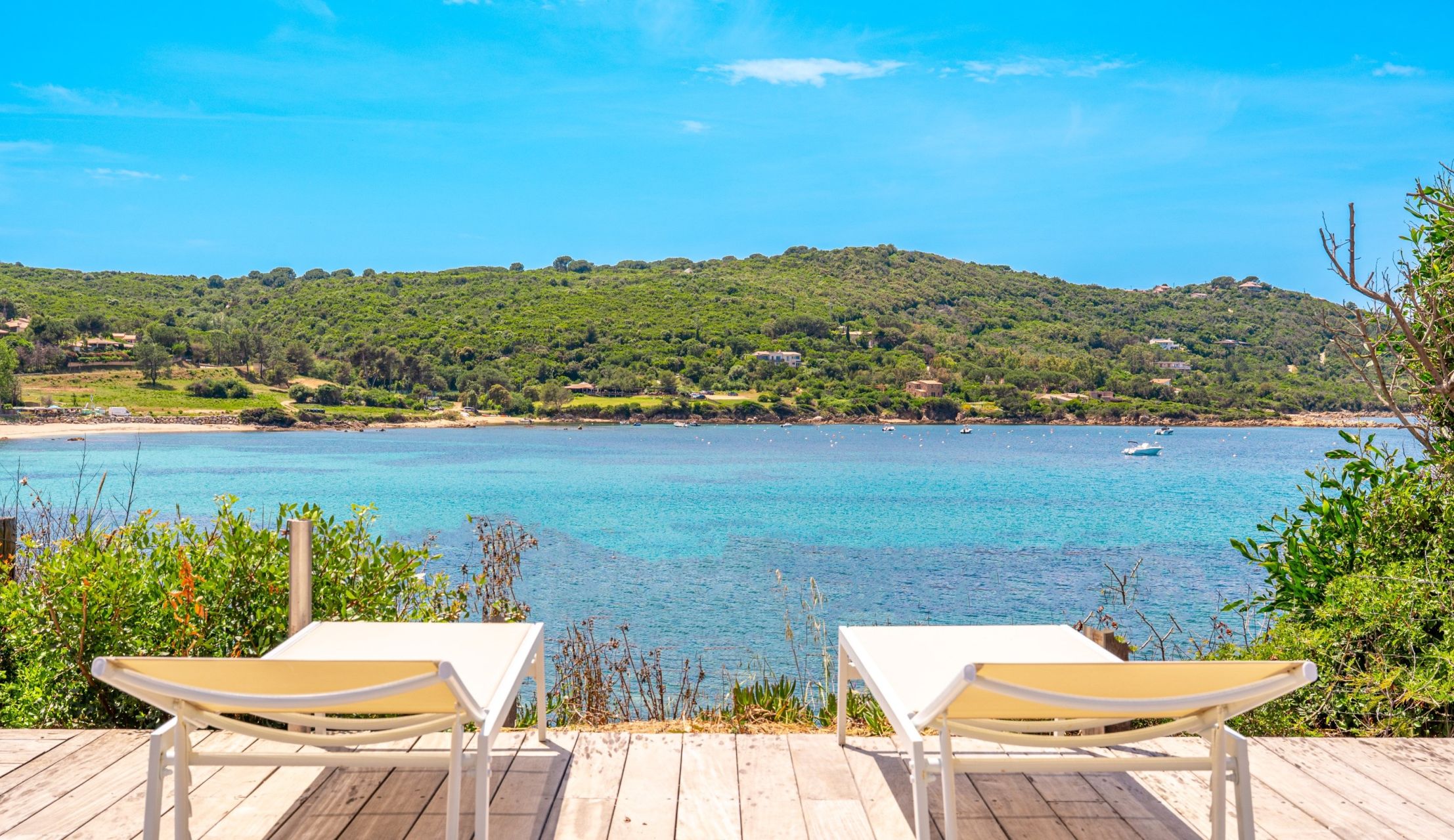 maison de luxe 7 Pièces en location saisonnière sur COTI CHIAVARI (20138)